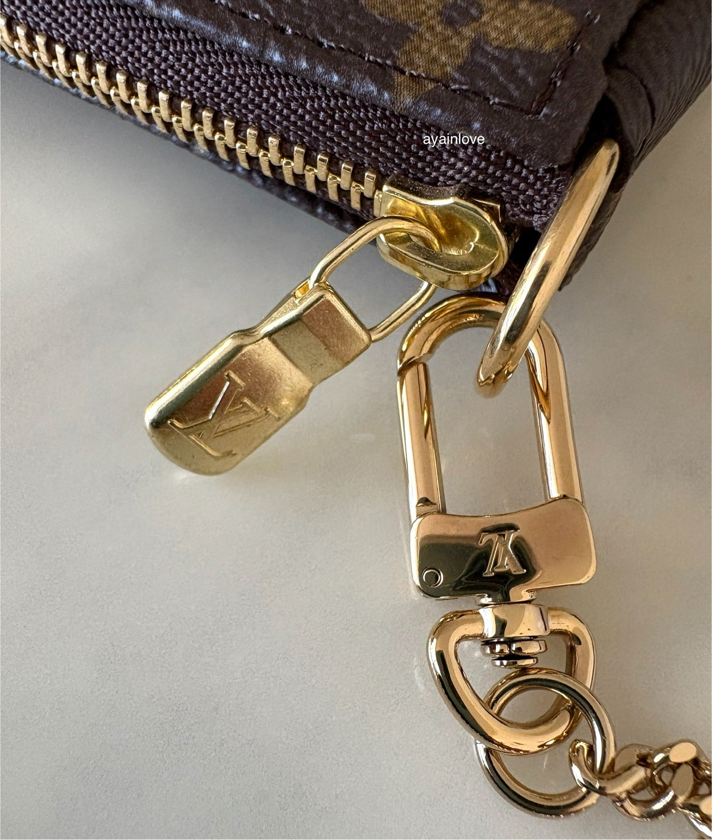 LOUIS VUITTON LV Holiday Limited Edition Vivienne Vendome Paris Animation 2022 Mini Pochette Monogram Gold Hardware