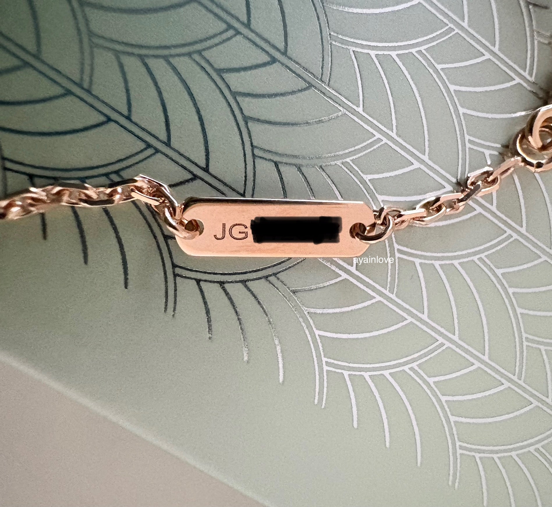 VAN CLEEF ARPELS VCA 18KT Rose Gold Limited 2025 Holiday Pendant