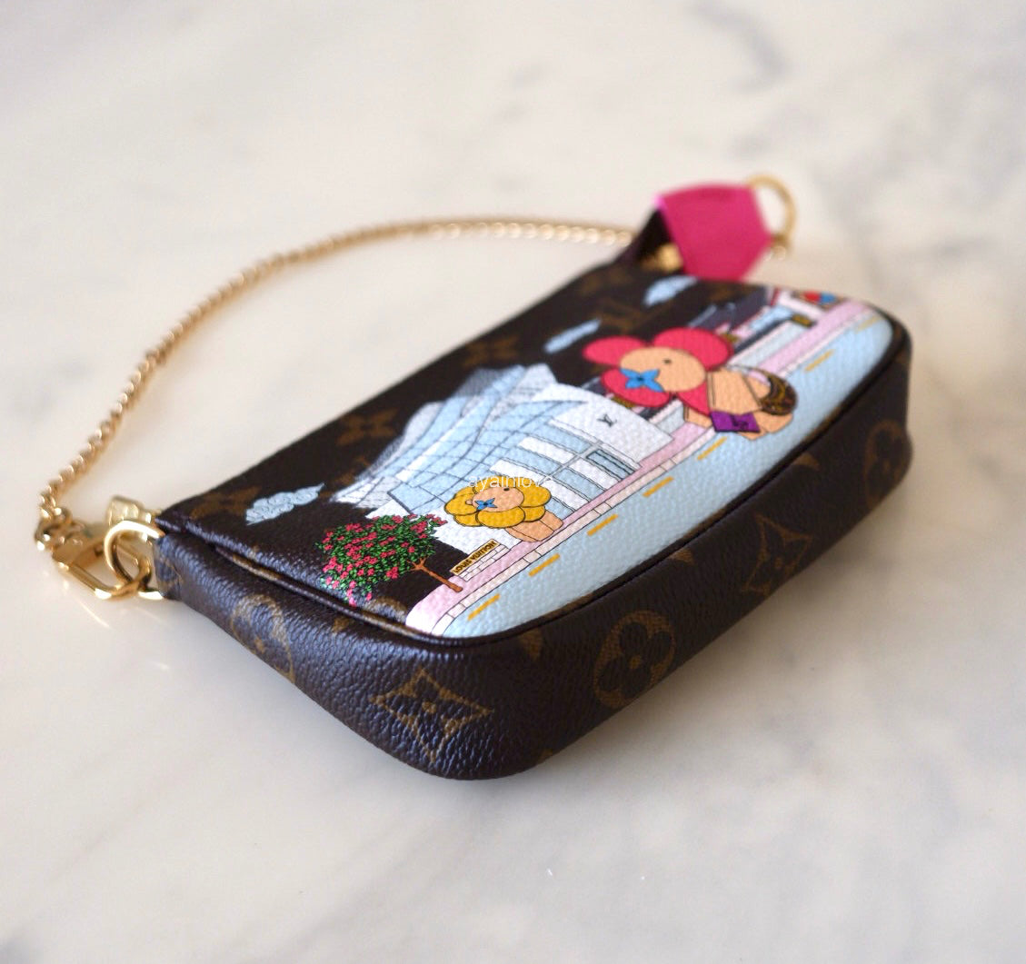 LOUIS VUITTON LV Holiday Limited Edition Vivienne Seoul Korea Animation 2022 Mini Pochette Monogram Gold Hardware