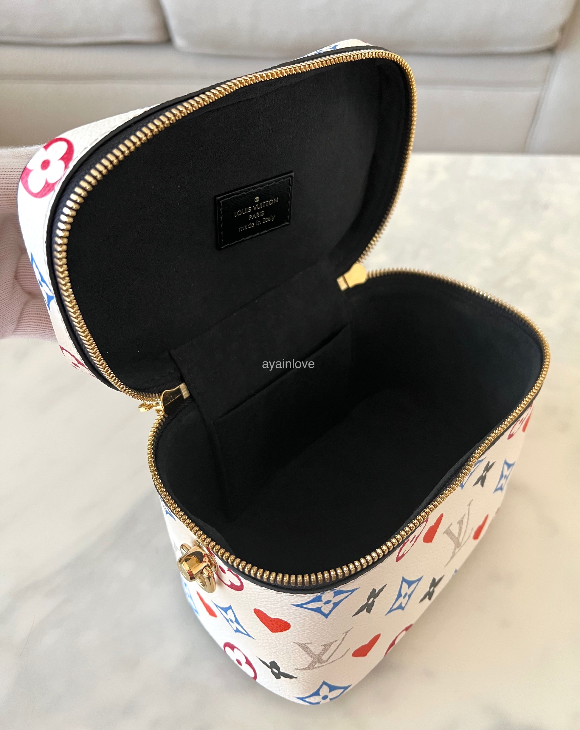 Auth Spa - Dịch Vụ Spa Túi Xách, Giày Dép Authentic Tại HCM. LOUIS VUITTON LV Vanity PM Game On White Gold Hardware