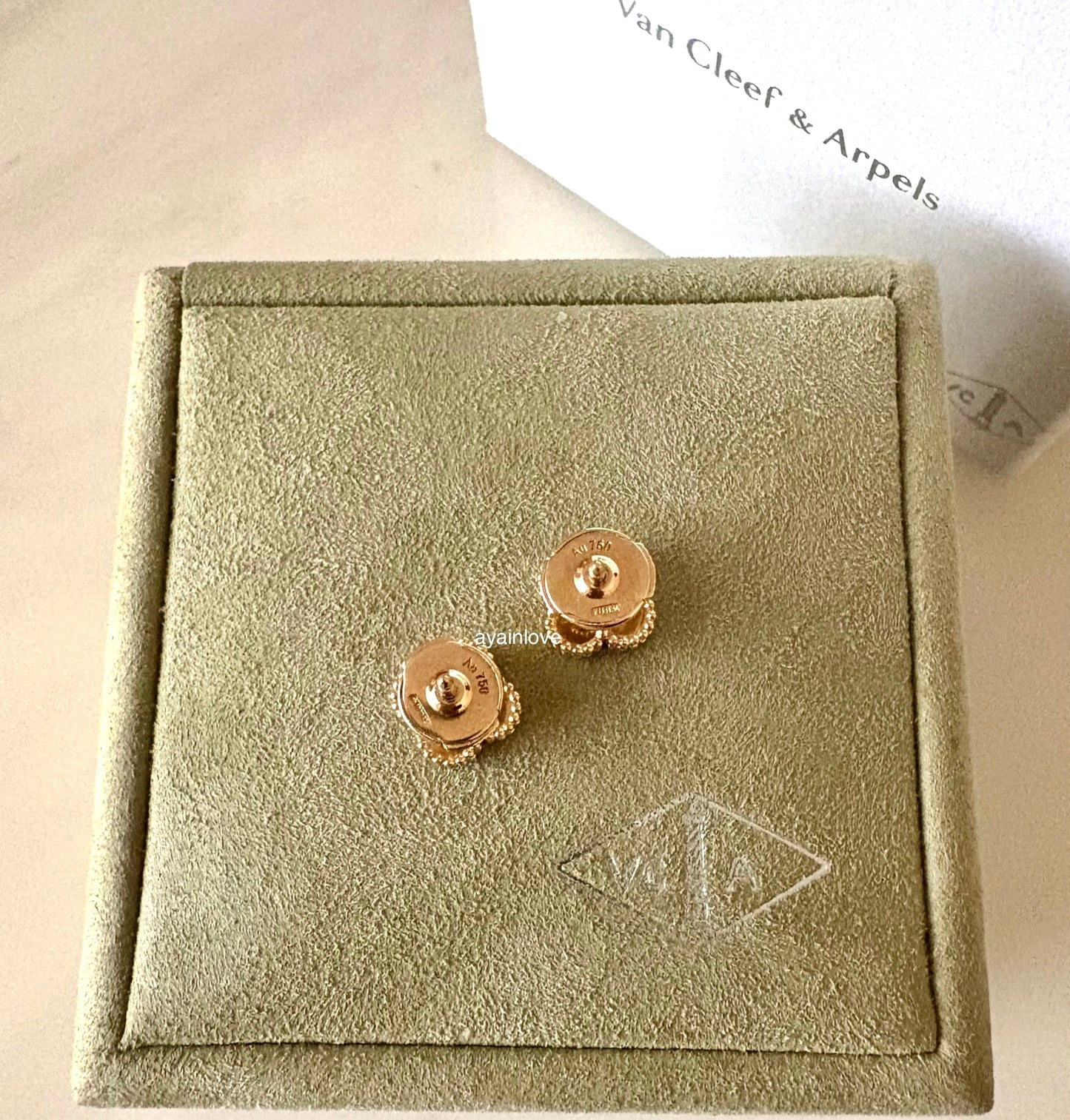 VAN CLEEF ARPELS VCA 18KT Yellow Gold MOP Mother of Pearl Sweet Alhambra Earrings