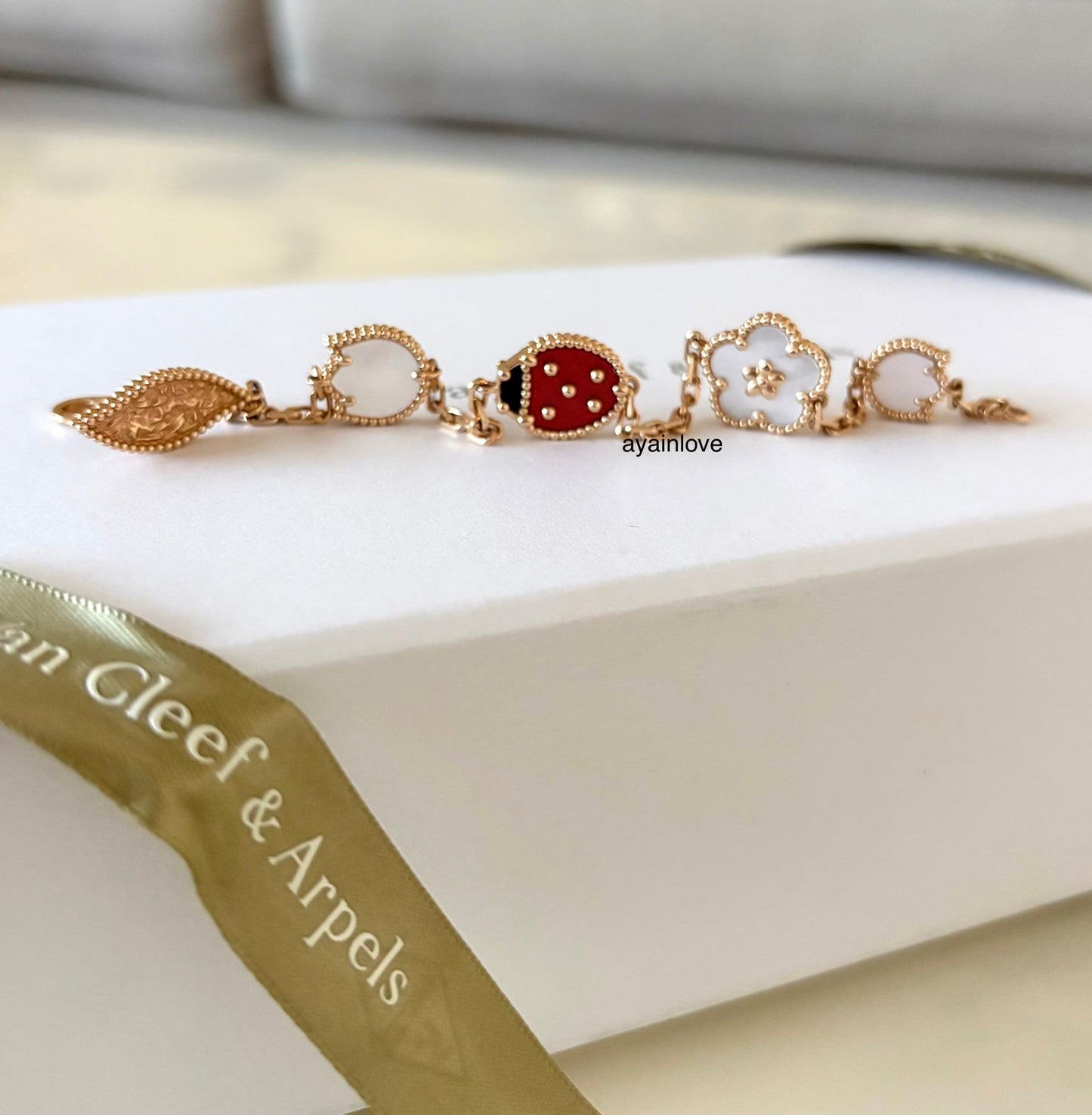 Van Cleef Arpels VCA 5 Motifs Lucky Spring Carnelian, Mother of Pearl and Onyx Bracelet 18KT Rose Gold