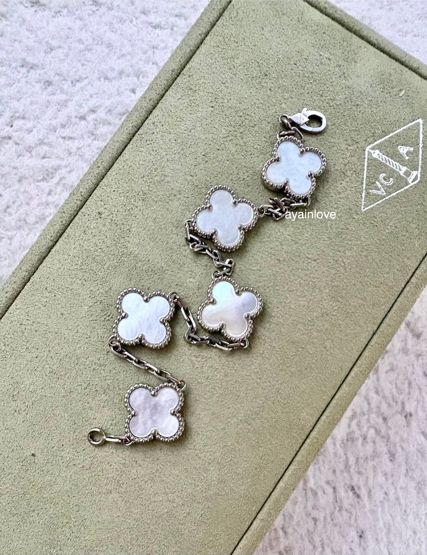 Van Cleef Arpels VCA 5 Motifs Bracelet White Mother of Pearl 18KT White Gold Vintage Alhambra