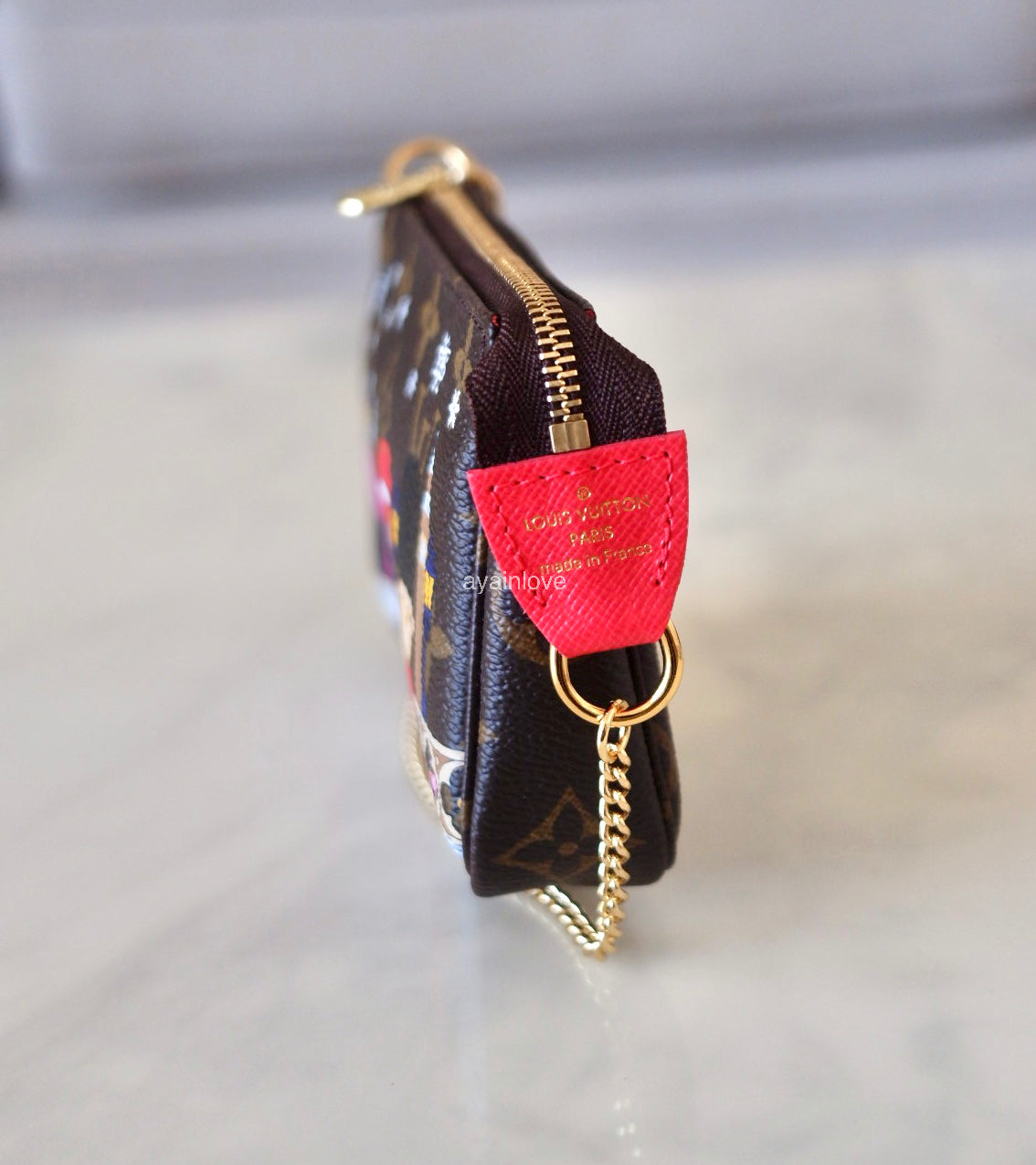 LOUIS VUITTON LV Holiday Limited Edition Vivienne London Animation 2021 Mini Pochette Monogram Gold Hardware