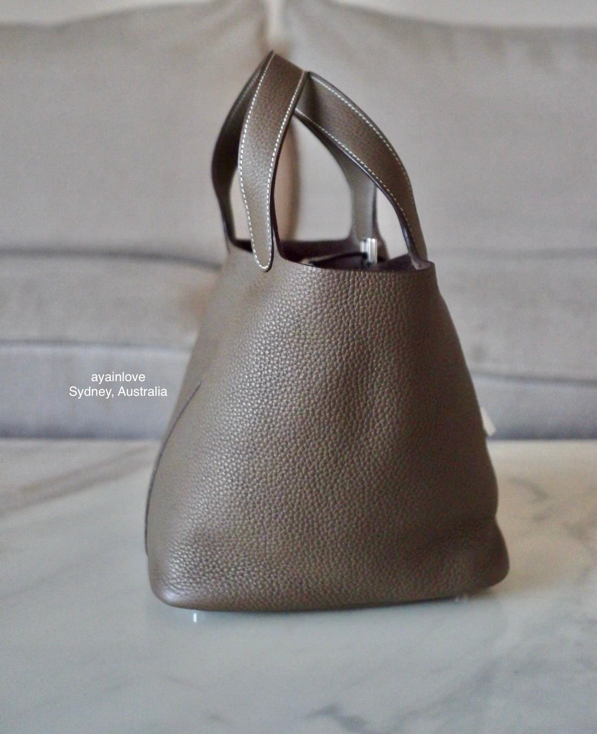 HERMES Picotin Lock 22 Etoupe Taurillion Clemence Palladium Hardware D Stamp
