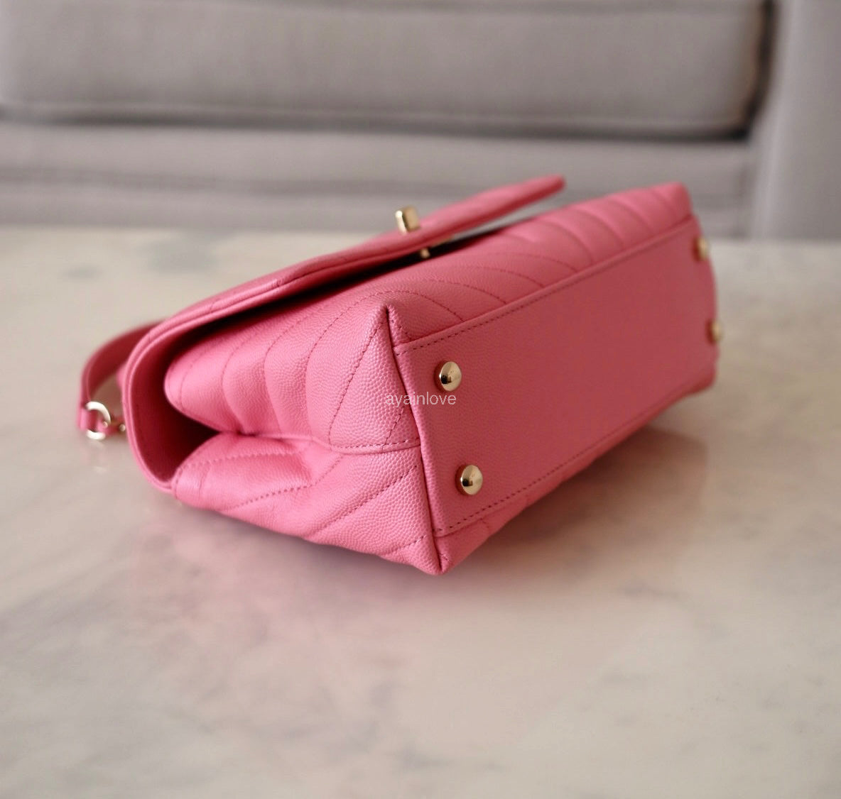 CHANEL Pink Caviar Chevron Small Coco Handle 24 cm Light Gold Hardware