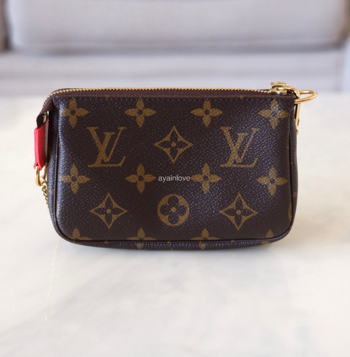 LOUIS VUITTON LV Holiday Limited Edition Vivienne London Animation 2021 Mini Pochette Monogram Gold Hardware