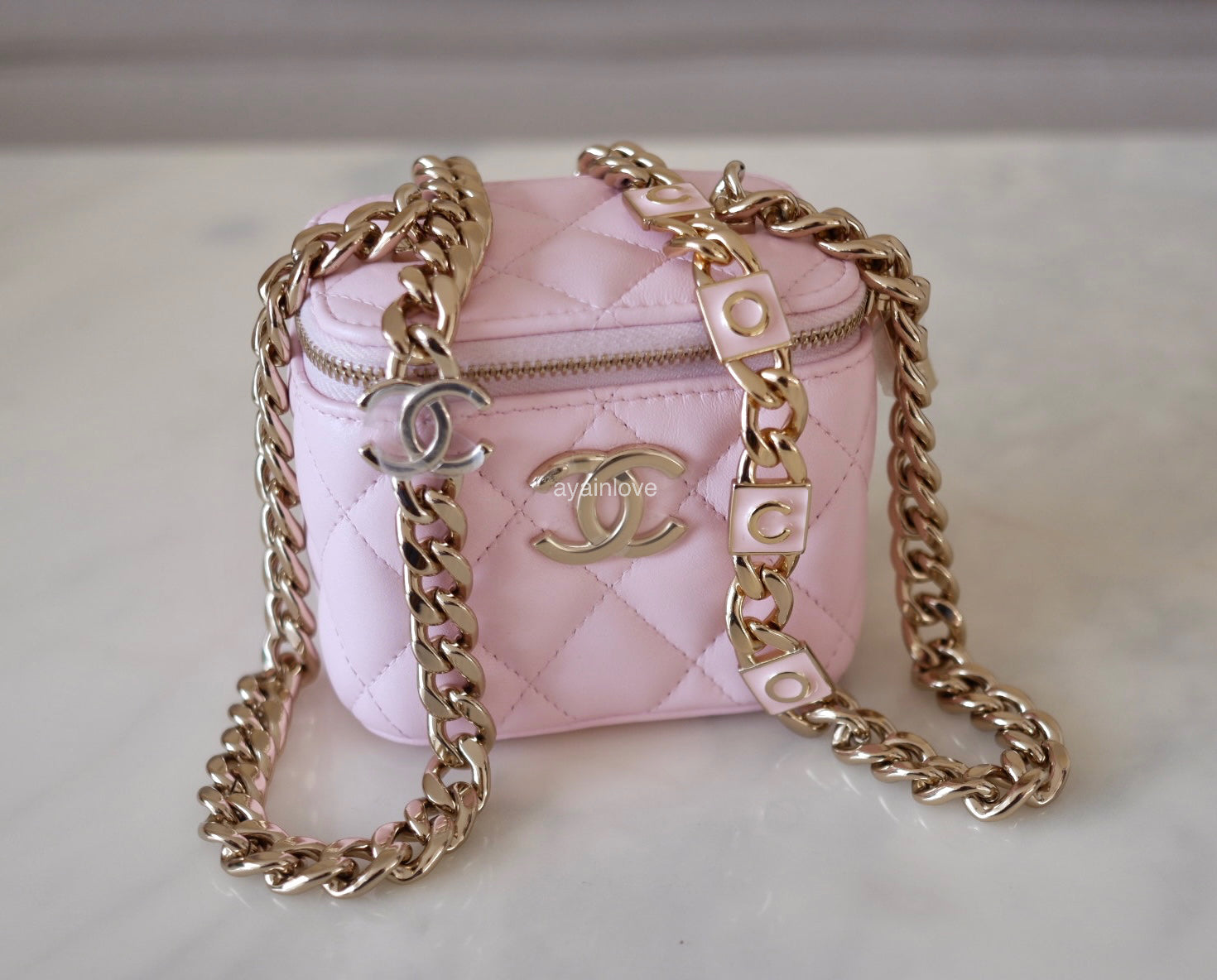 CHANEL 22S Light Pink Lamb Skin Square Vanity on Coco Chain Strap Ligh –  AYAINLOVE CURATED LUXURIES