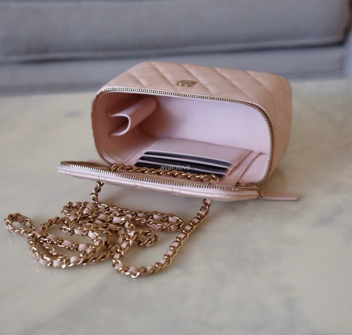 CHANEL 22C Light Beige Caviar Rectangular Vanity On Chain Light Gold Hardware