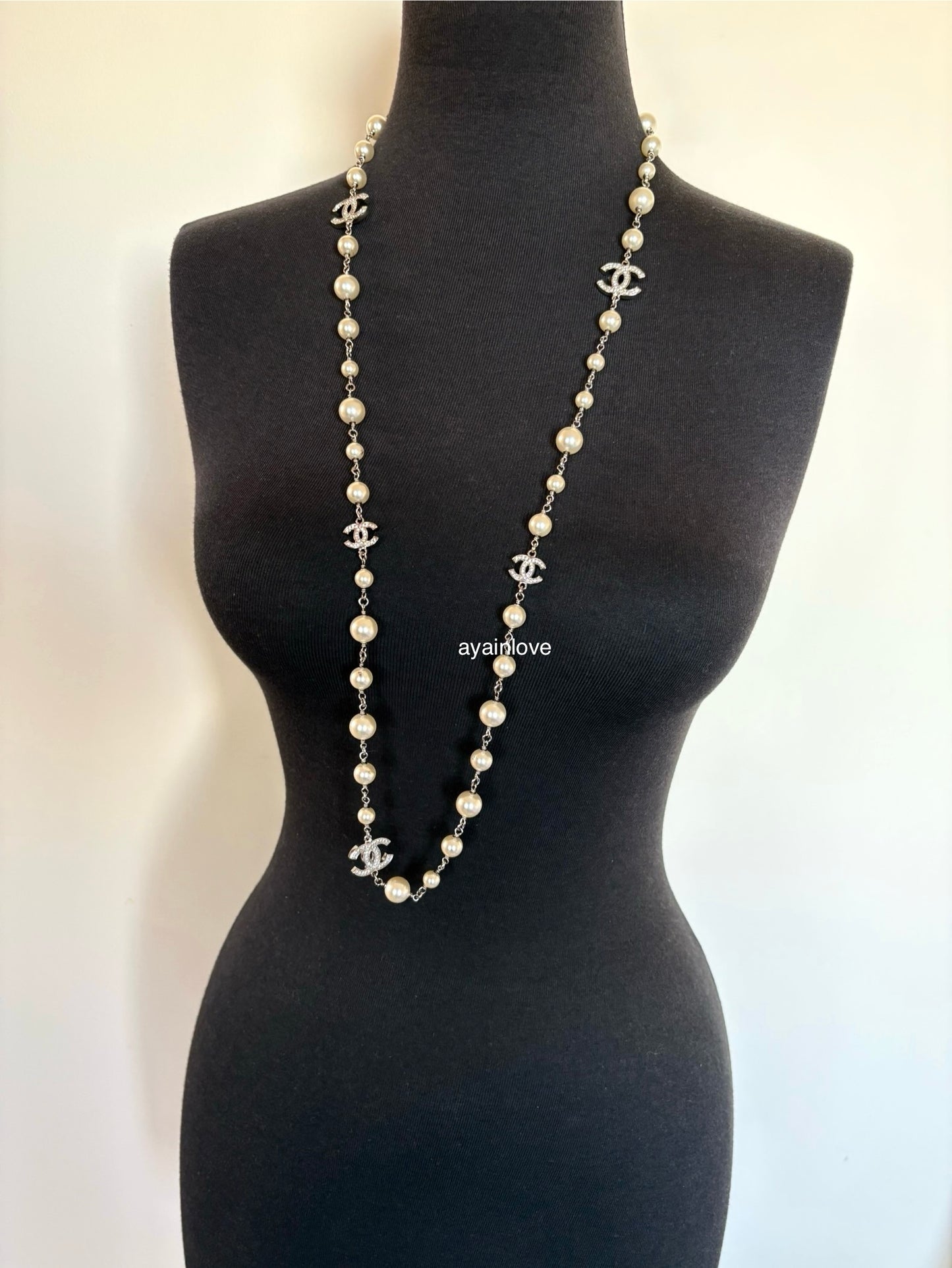 CHANEL 18V Classic Pearl CC Long Necklace Silver Hardware