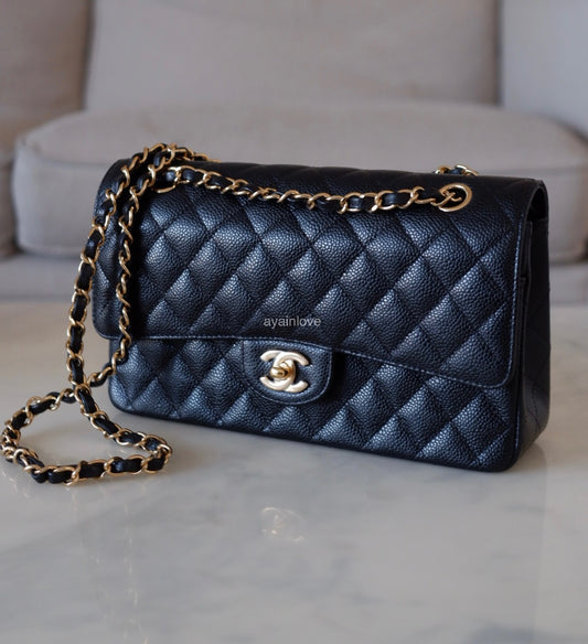 CHANEL Black Caviar Medium/Large Classic Flap Gold Hardware