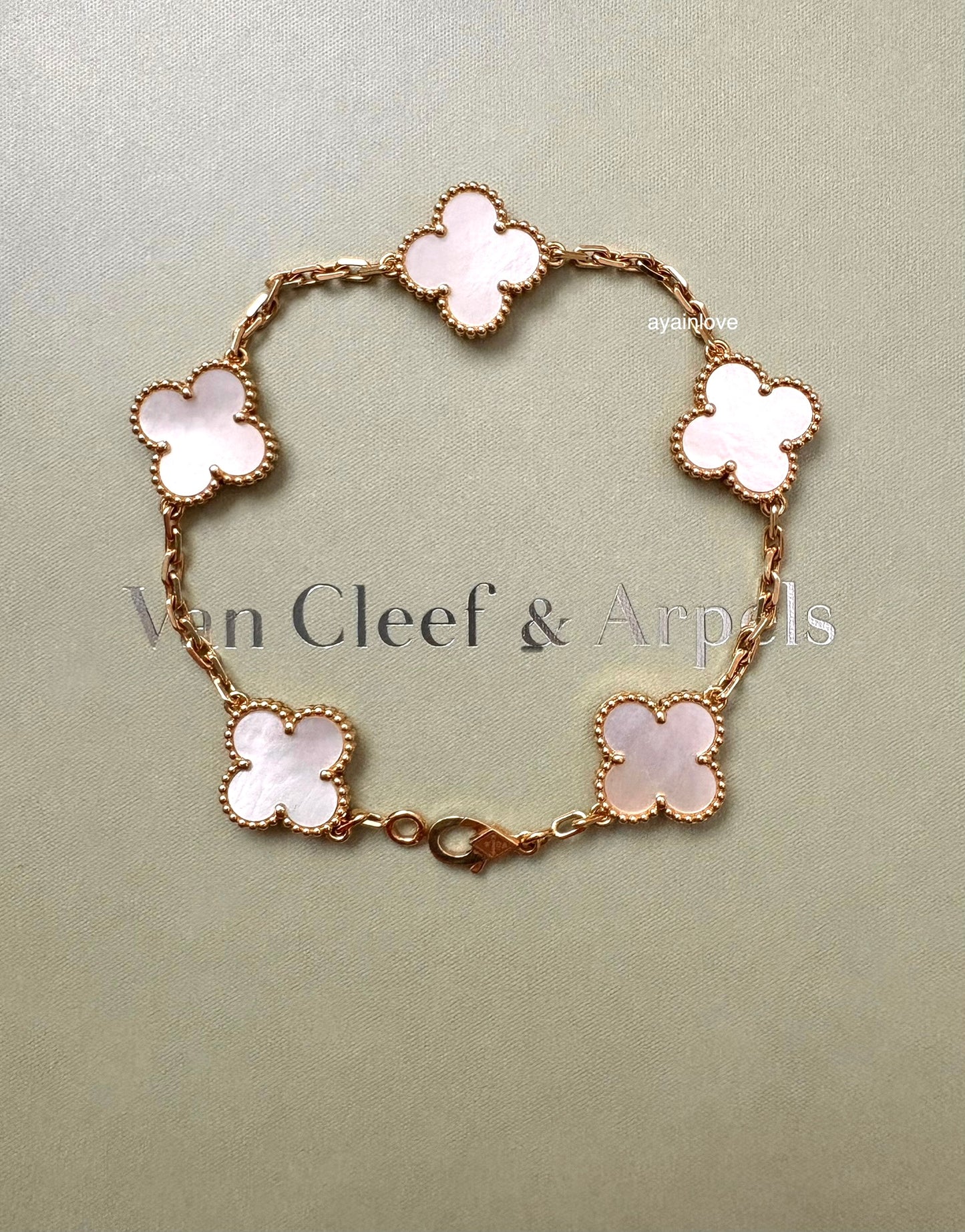 Van Cleef Arpels VCA 5 Motifs Bracelet White Mother of Pearl MOP 18KT Yellow Gold Vintage Alhambra