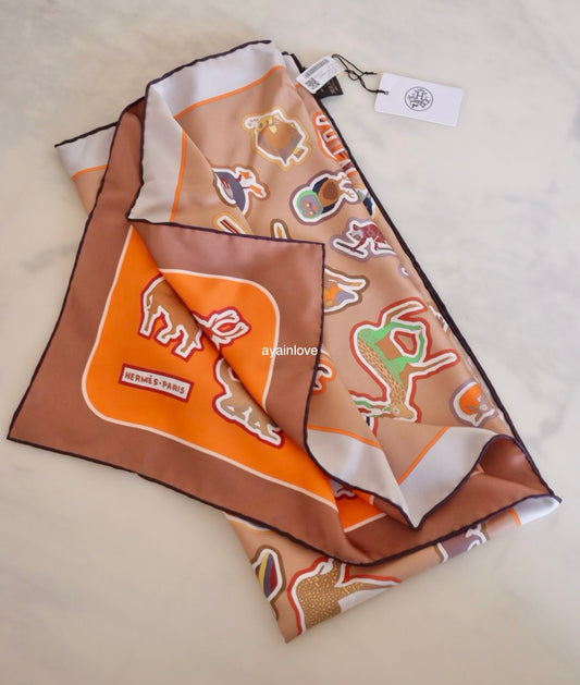 HERMES Double Face Silk 90 Caracteristick Multicolour Beige Dore/Orange Scarf Shawl
