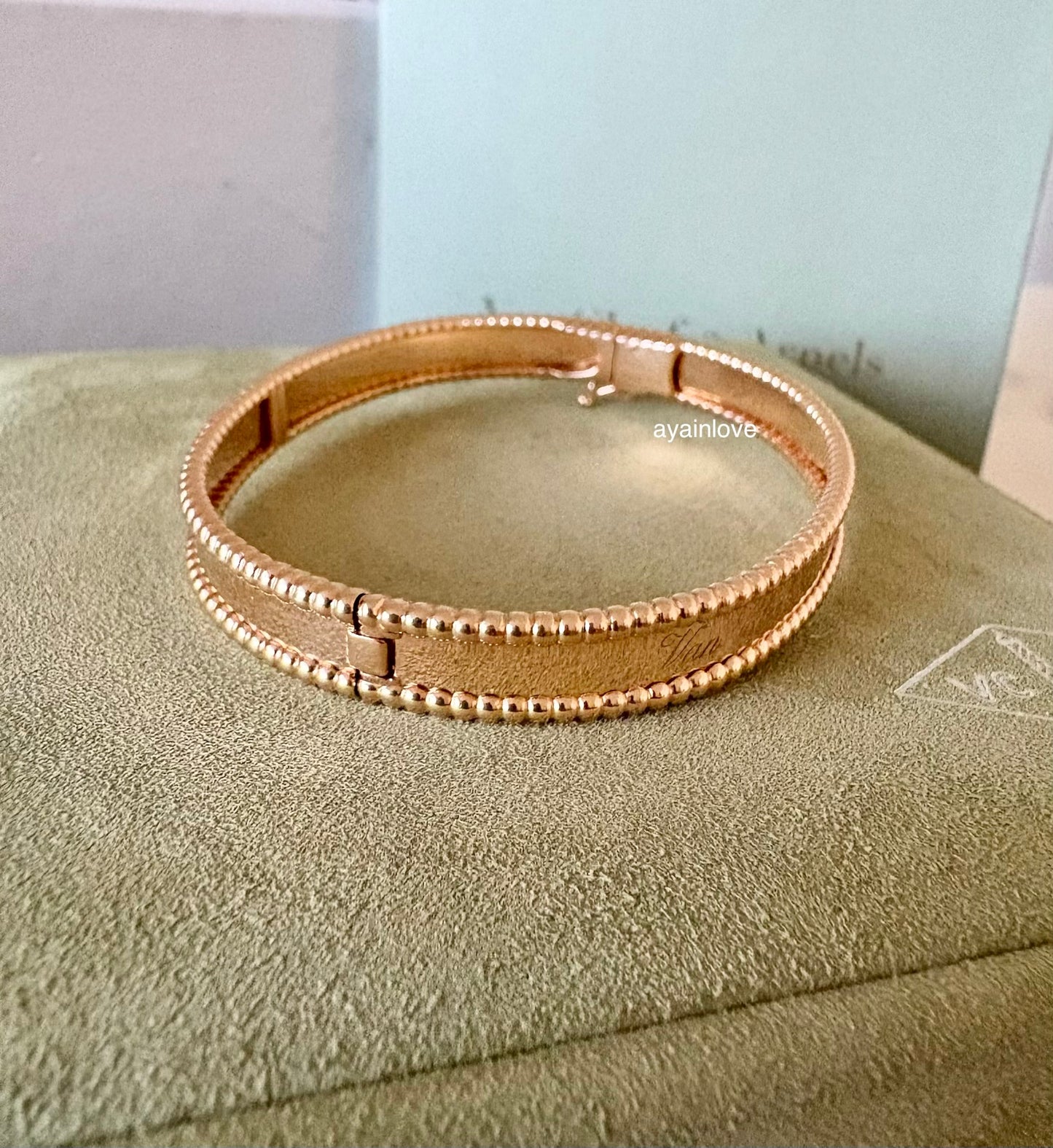 Van Cleef Arpels VCA Signature Perlee 18KT Rose Gold Bracelet Size Large