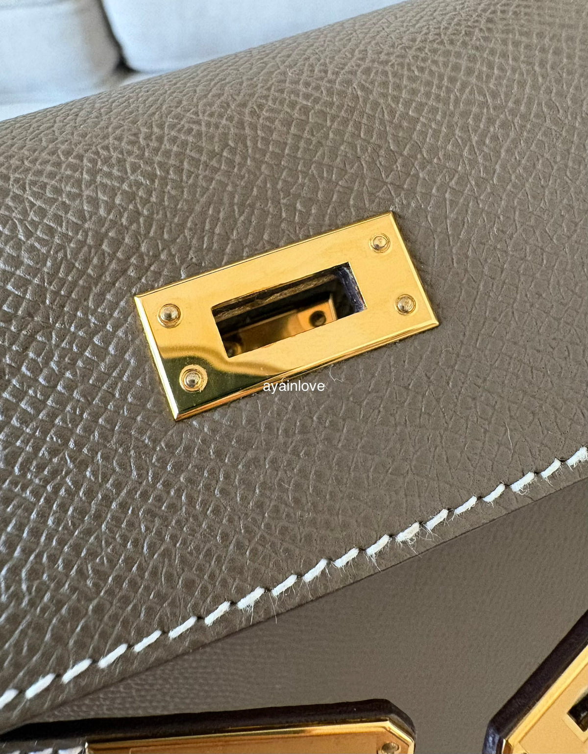 HERMES Kelly 25 Etoupe Epsom Bag Gold Hardware W Stamp