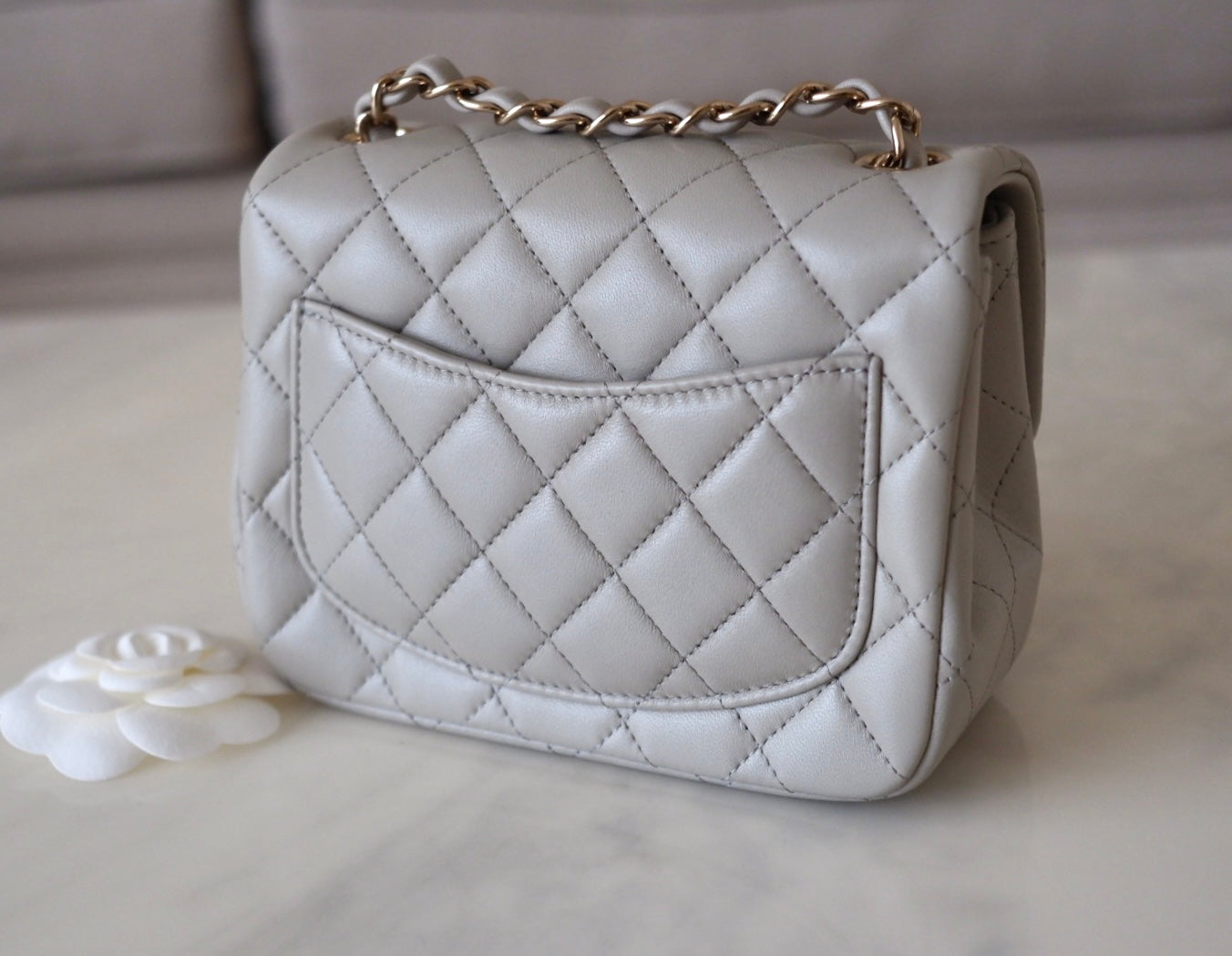 CHANEL 22C Light Grey Lamb Skin Quilted Square Mini Flap Bag Light Gol –  AYAINLOVE CURATED LUXURIES