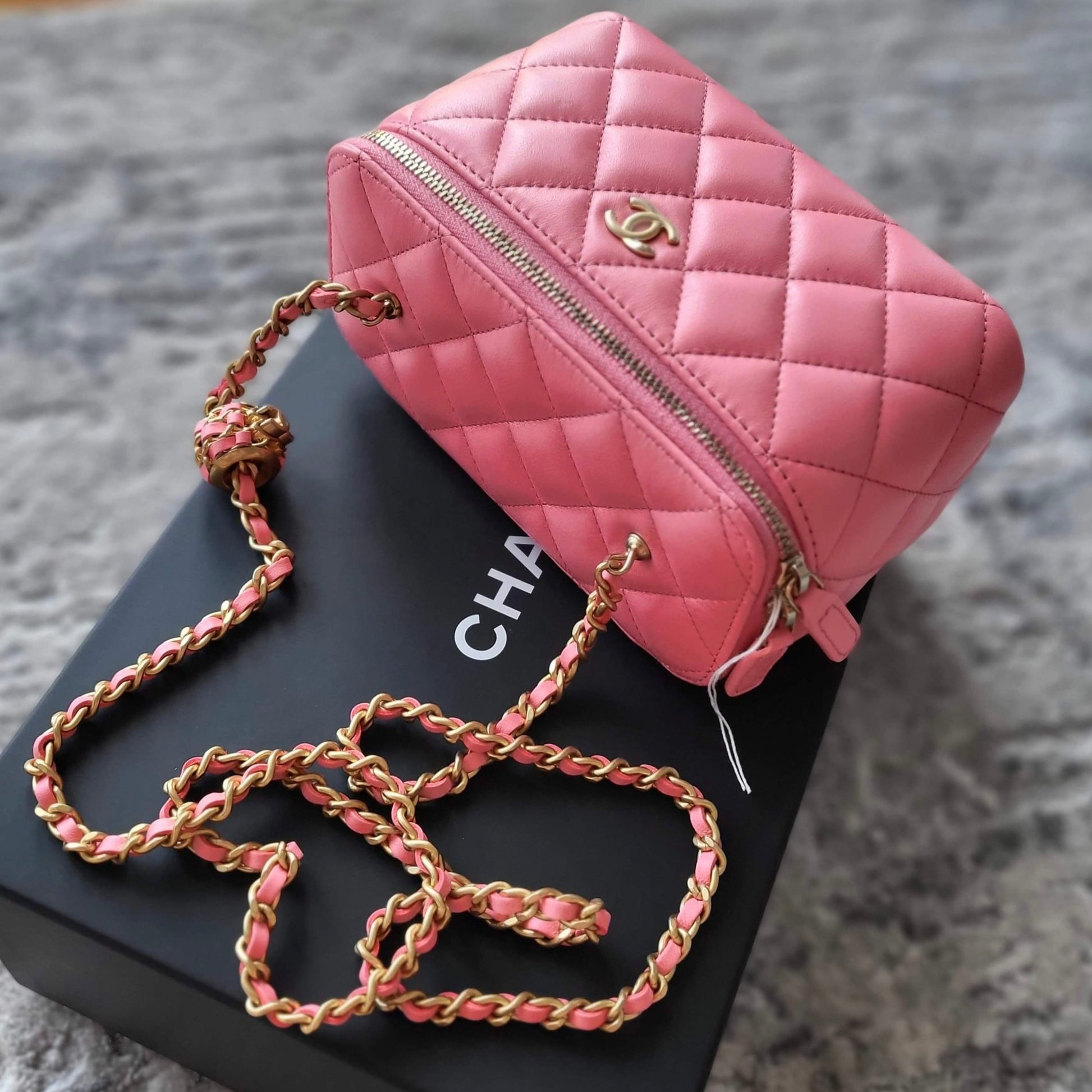mini flap bag chanel pink caviar