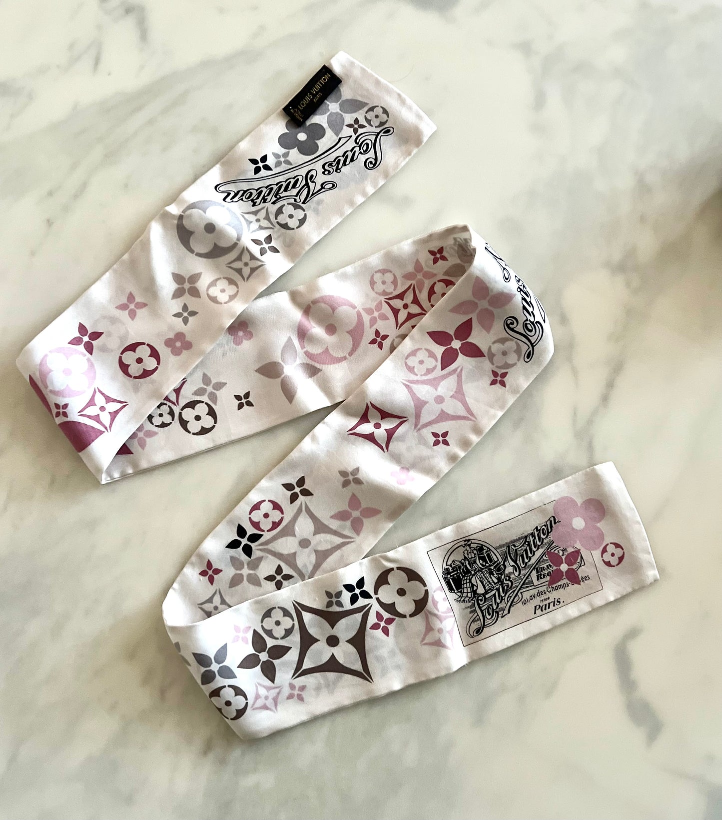 LOUIS VUITTON LV White Silk Twilly Scarf