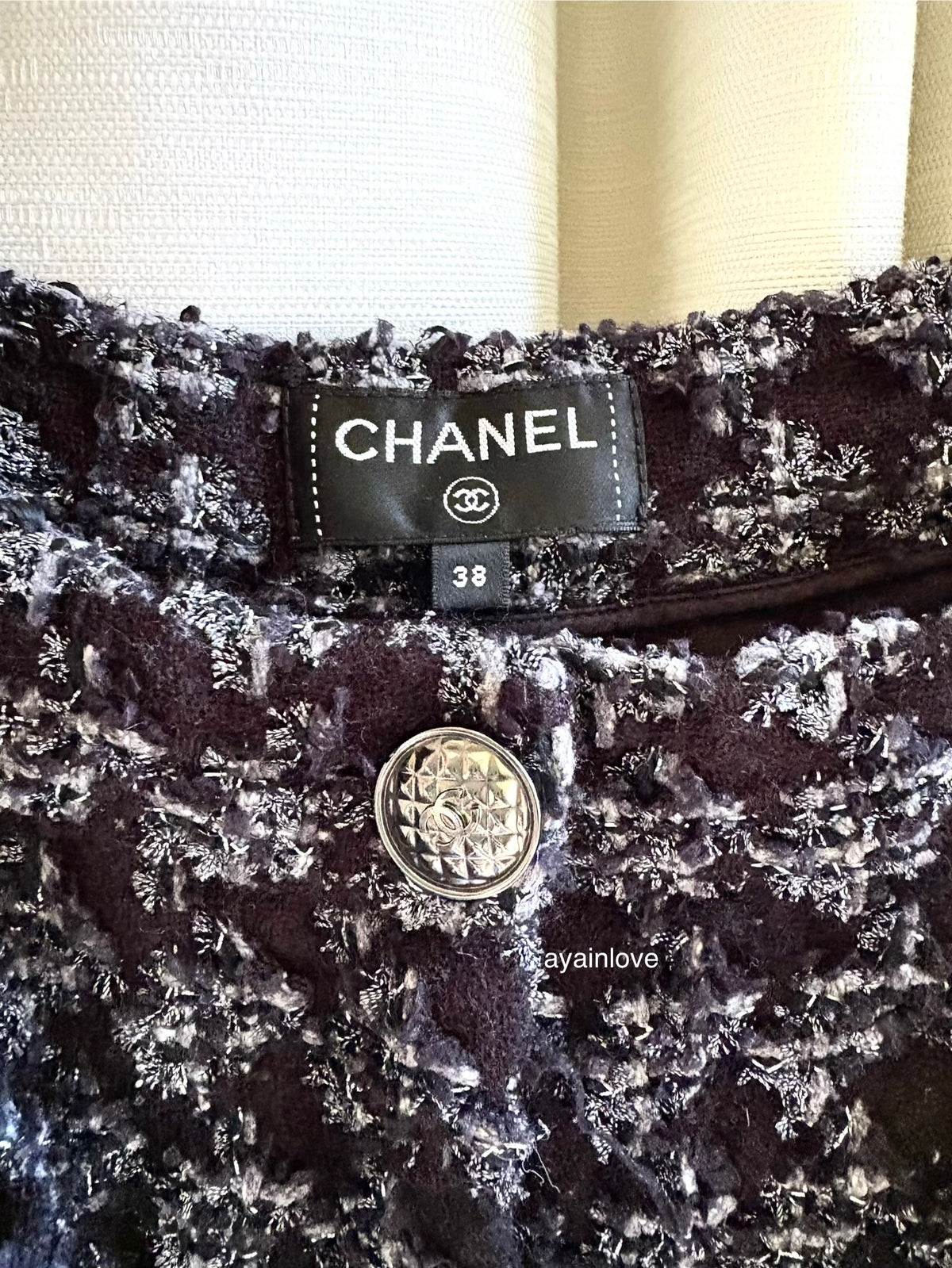 CHANEL 17B Houndstooth Black Silver Grey Wool Fantasy Tweed Skirt Size 38FR