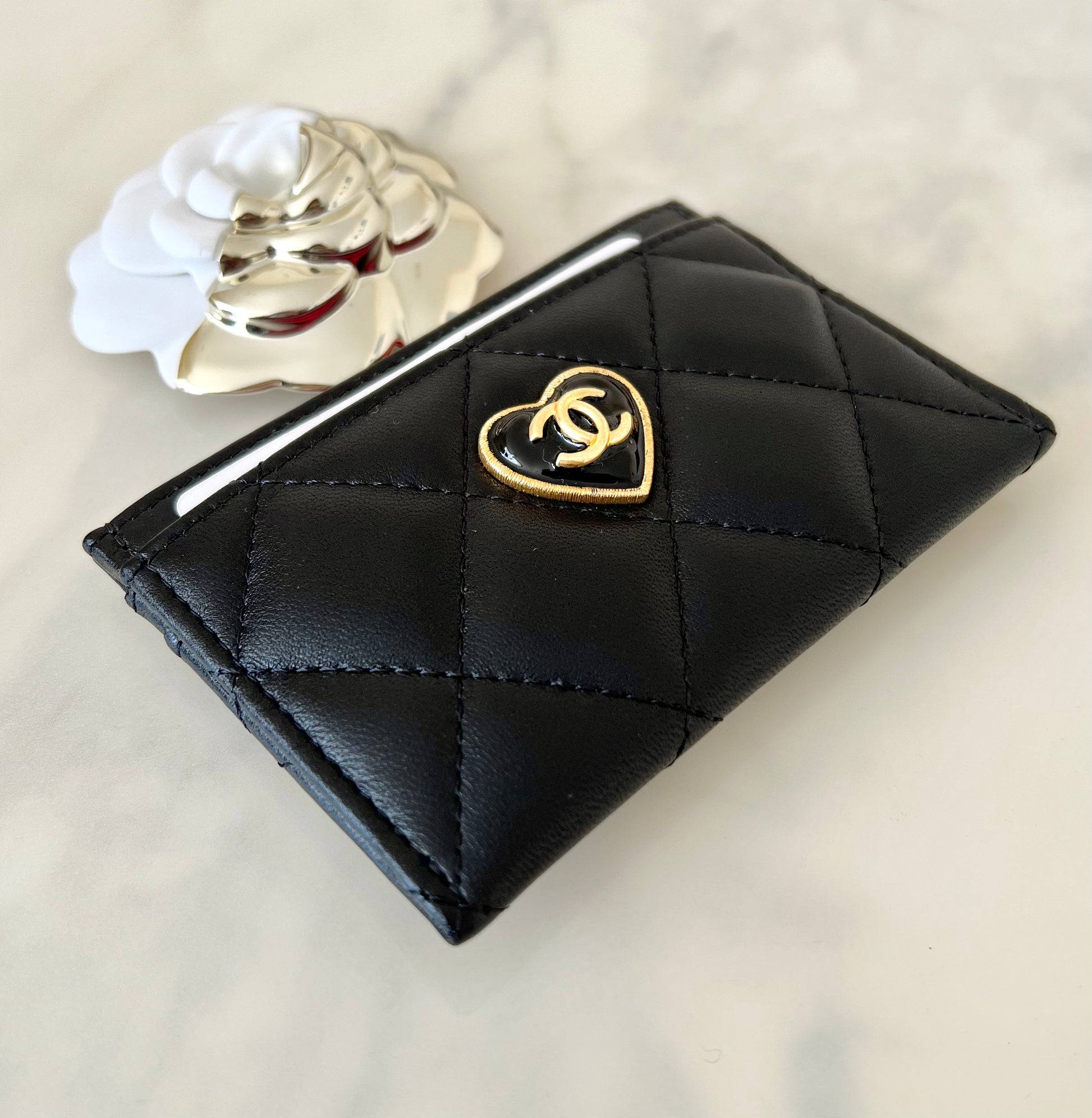 chanel gold card holder leather