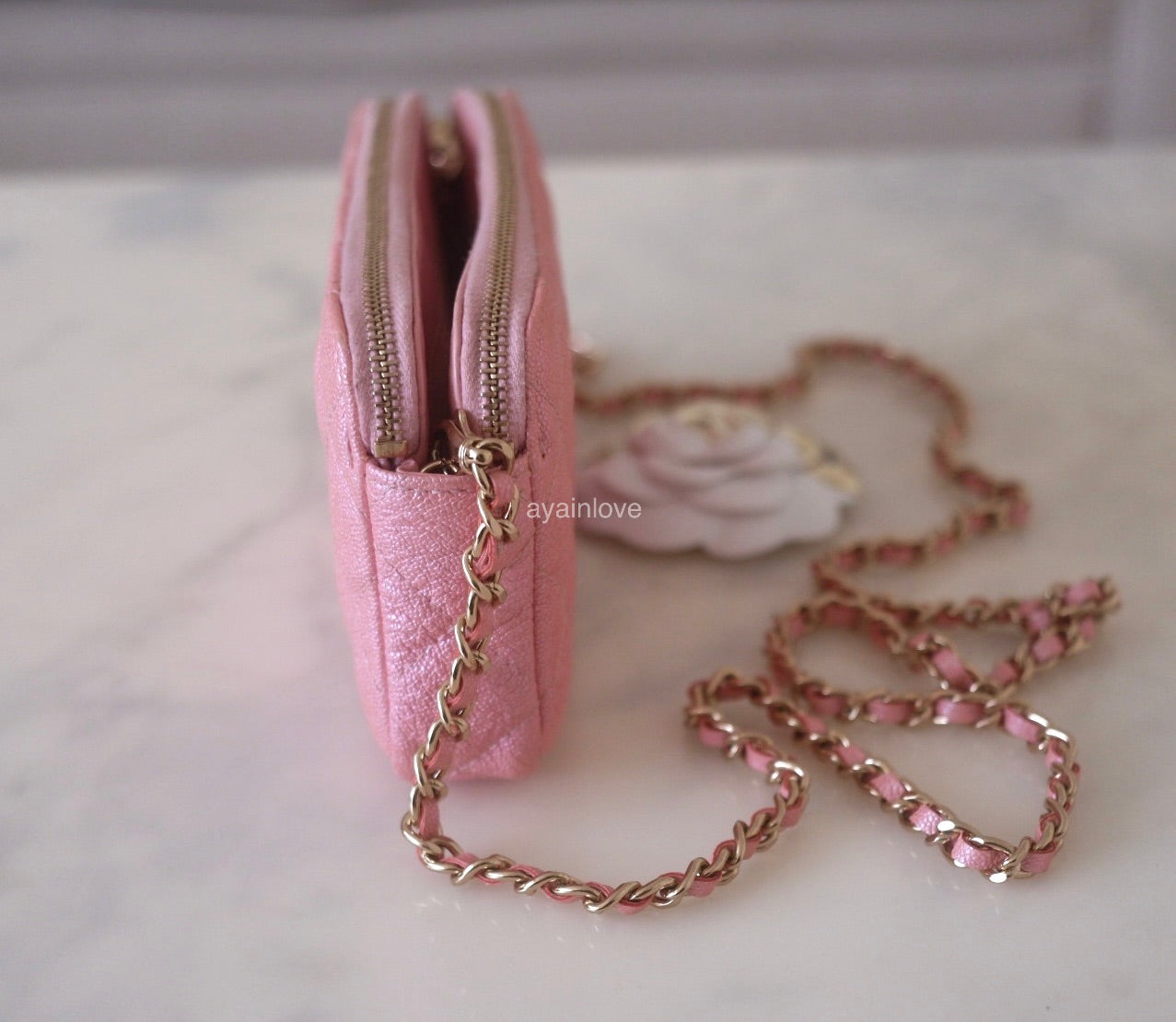 CHANEL 19S Iridescent Pink Caviar Phone Clutch on Chain Detachable