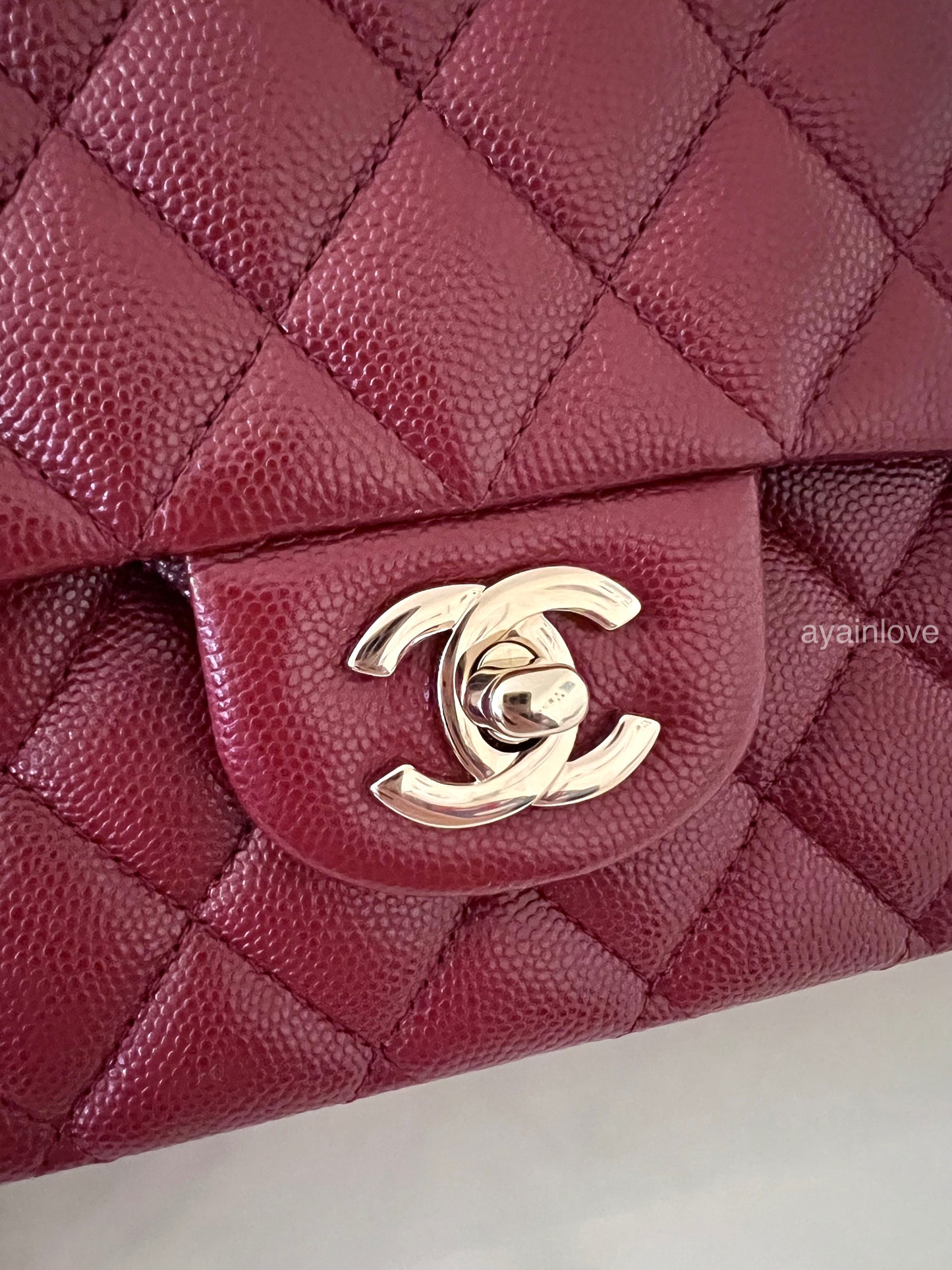 Chanel 19b burgundy Outlet