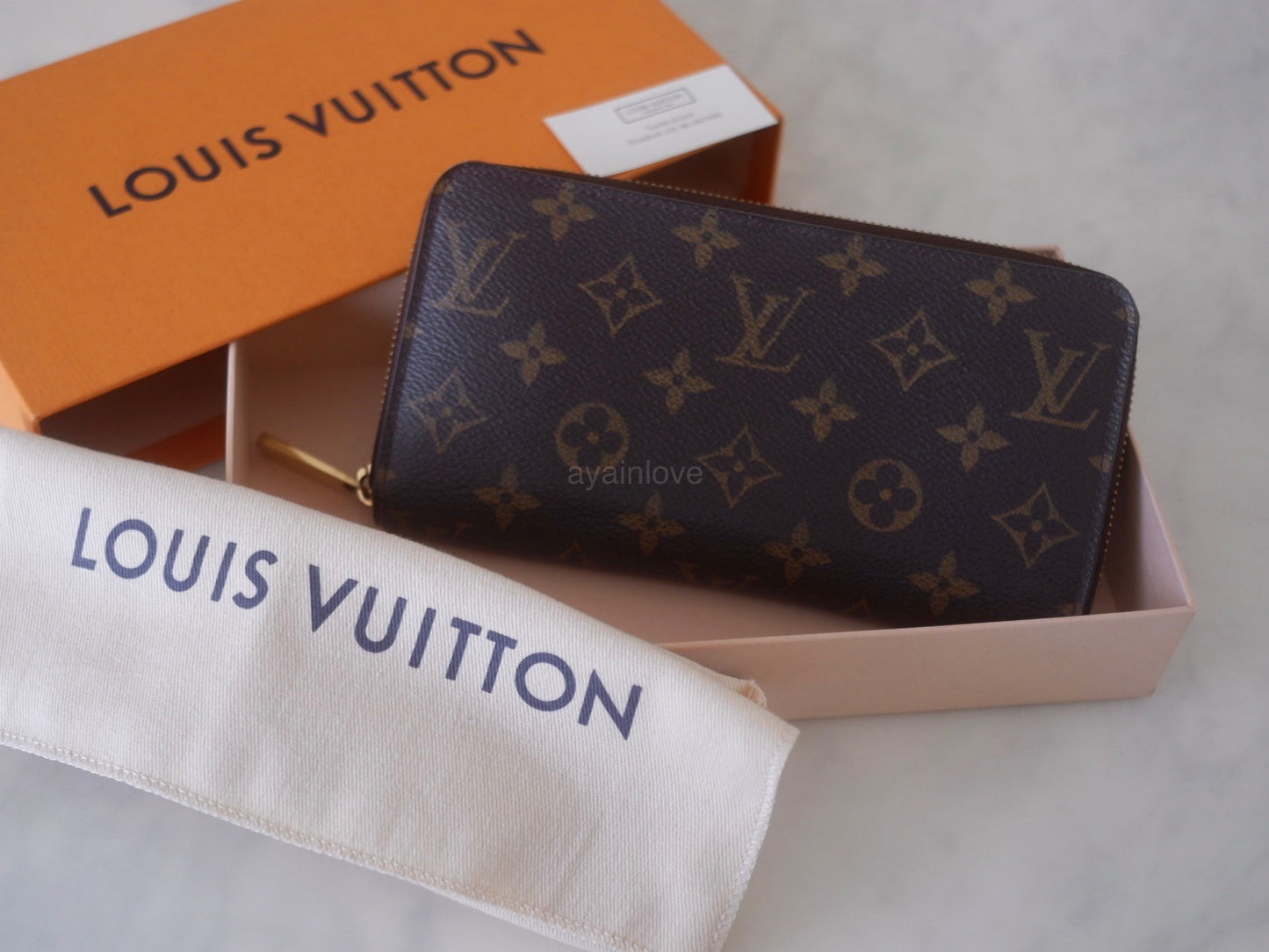Louis Vuitton Zippy Wallet - Luxe Du Jour