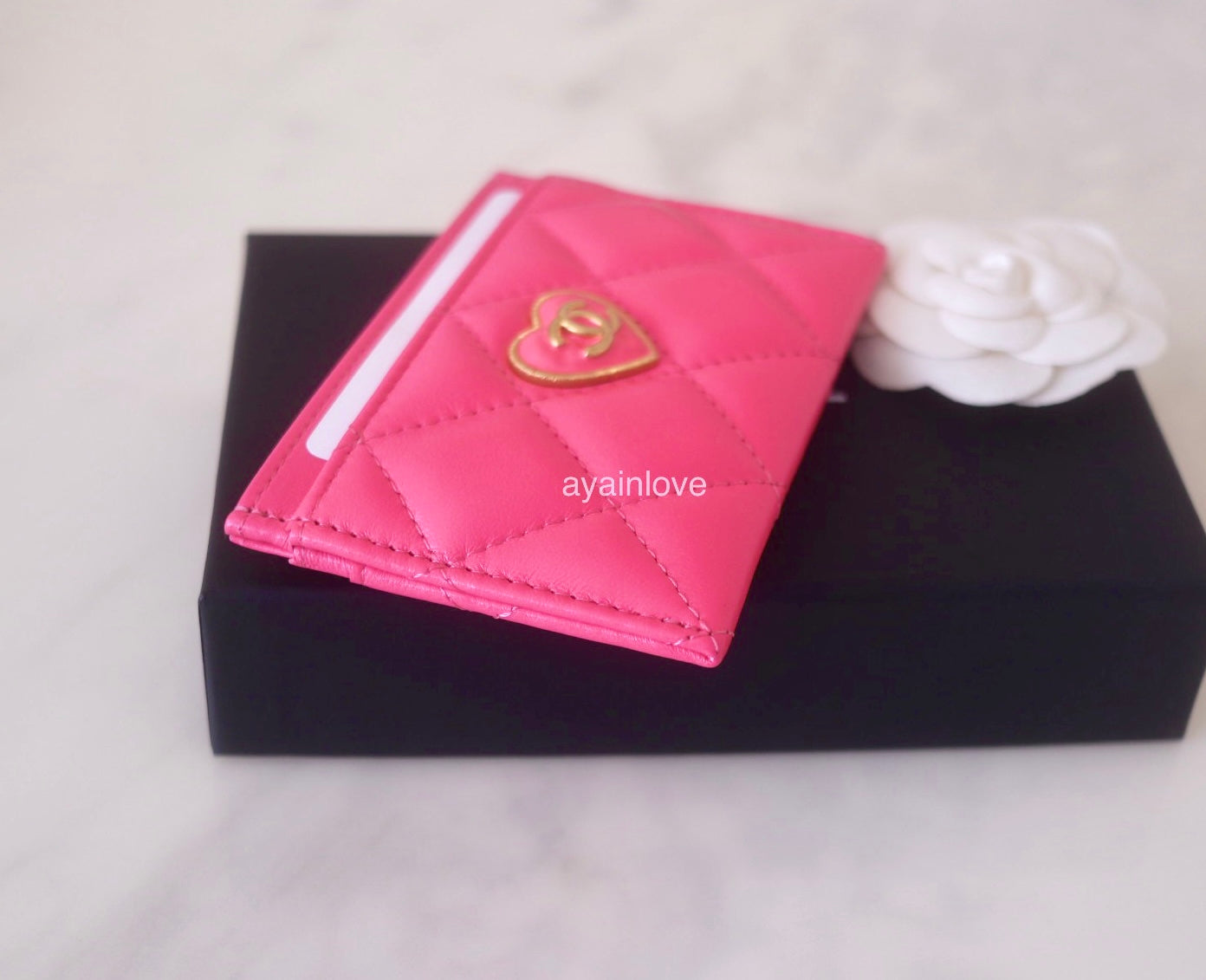 CHANEL 23S Pink Heart Lamb Skin Flat Card Holder Gold Hardware