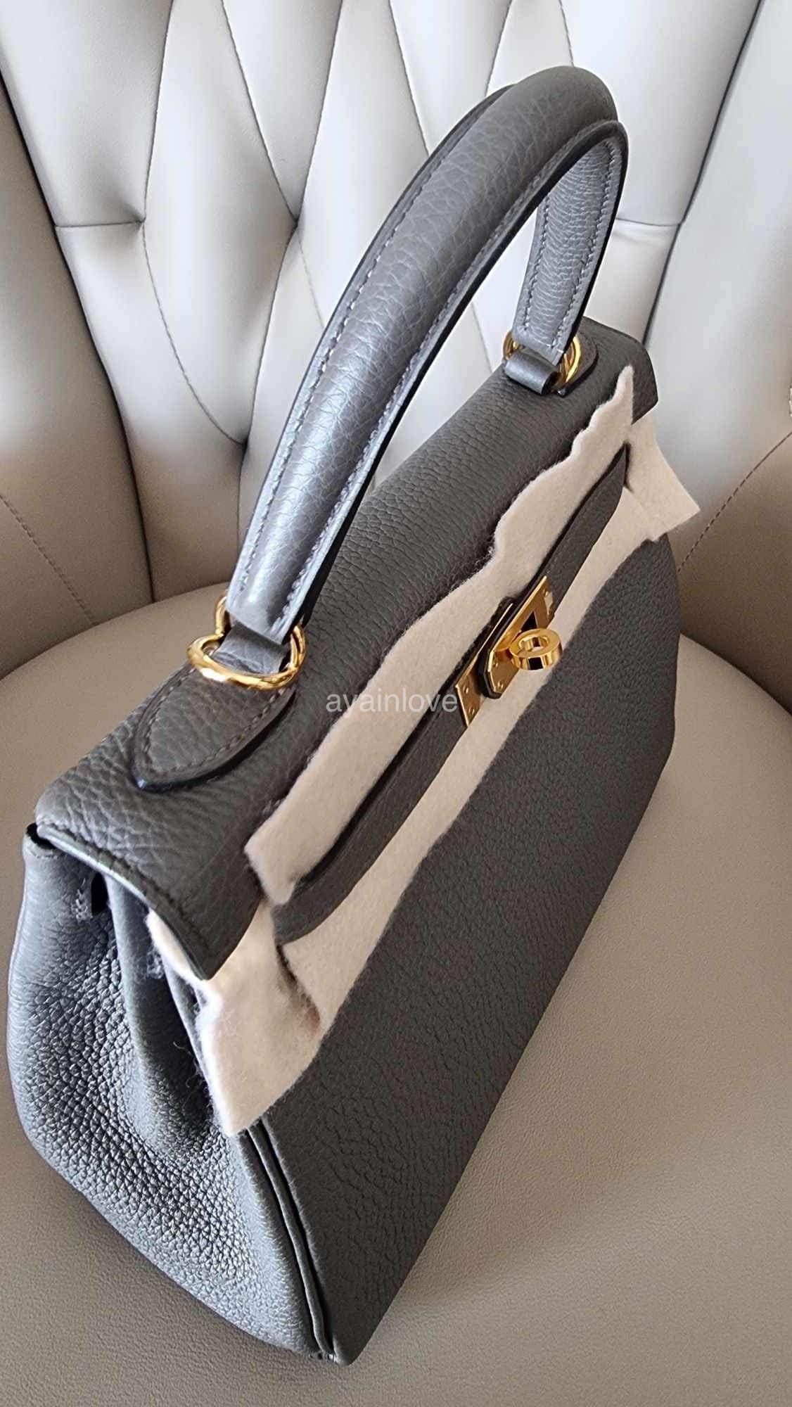 HERMES Kelly 25 Retourne Gris Etain Togo Gold Hardware Y Stamp – AYAINLOVE  CURATED LUXURIES