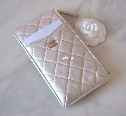 CHANEL 20B Iridescent Ivory Phone Pouch Card Holder Light Gold Hardware