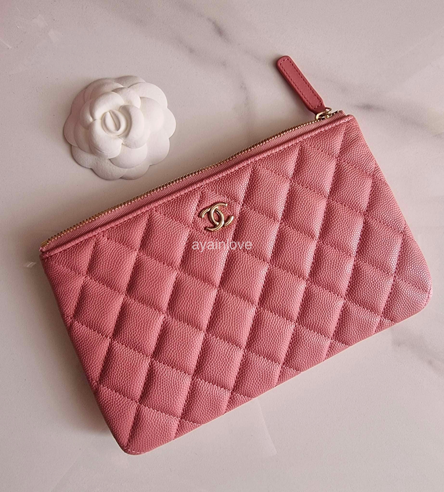 Chanel mini o case caviar online