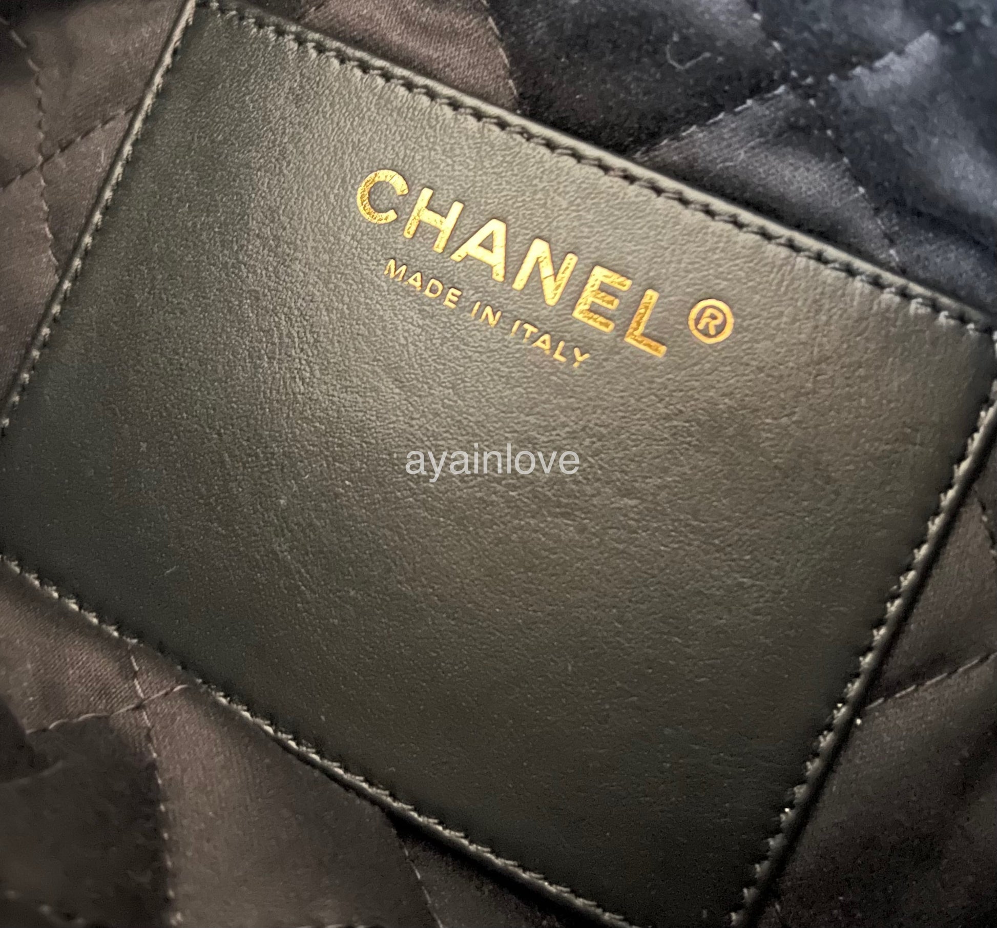 Chanel 23C Green Calfskin Small 22 with Antique Gold Hardware. 