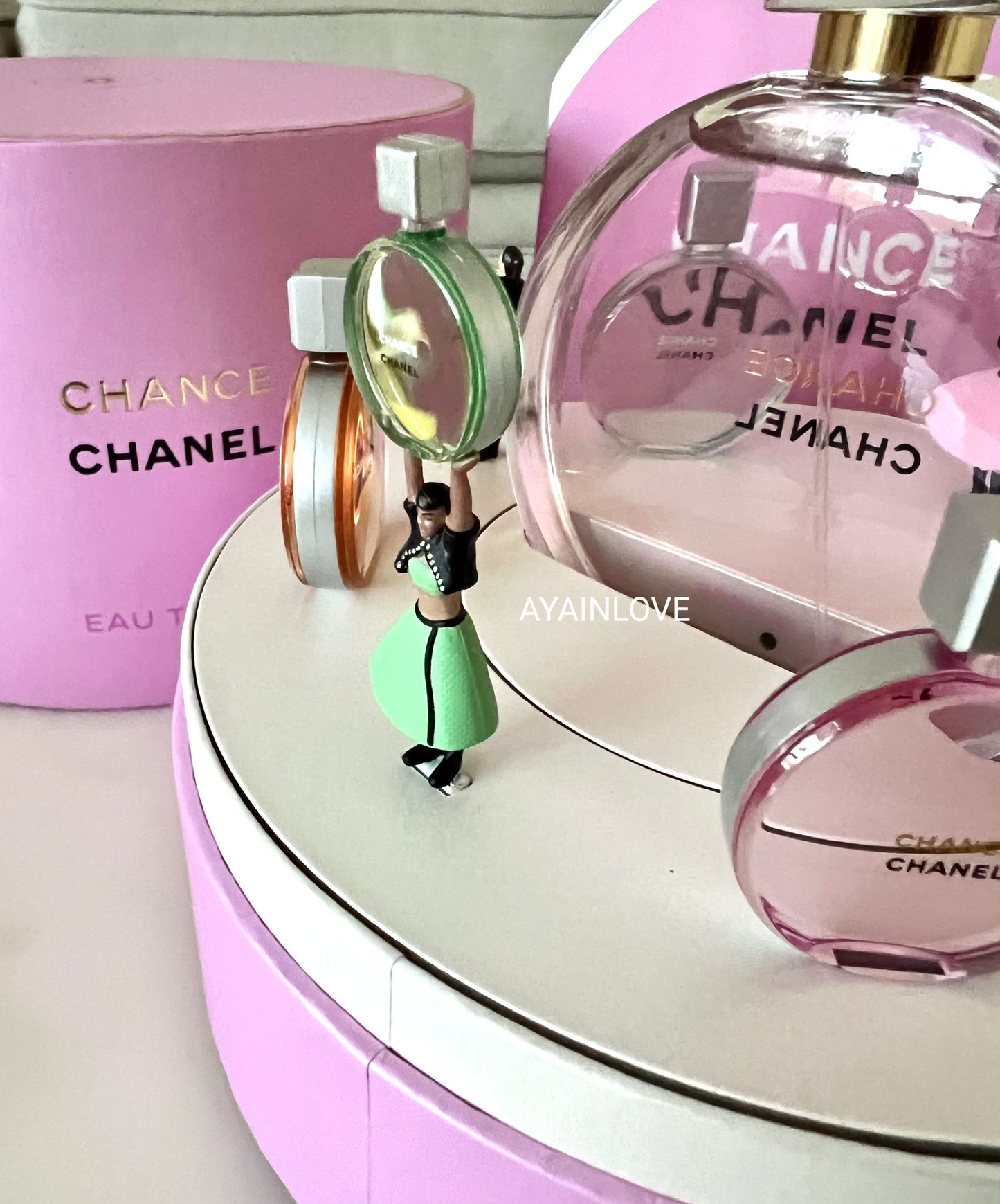 Music Box Chanel Pink Box Perfume CHANEL CHANCE ミュージック
