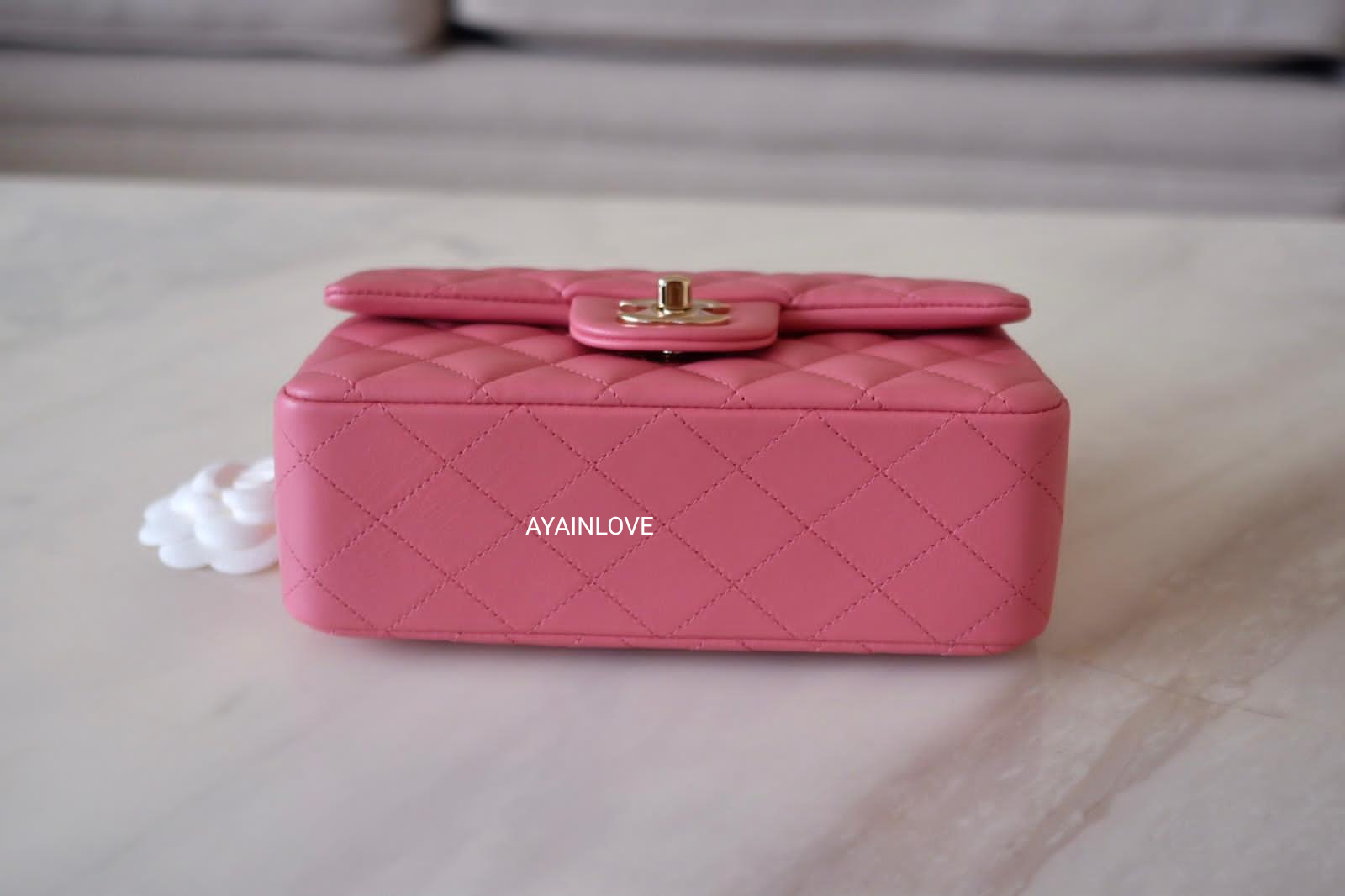 CHANEL 22A Pink Lamb Skin Top Handle Rectangular Mini Flap Bag Light G –  AYAINLOVE CURATED LUXURIES