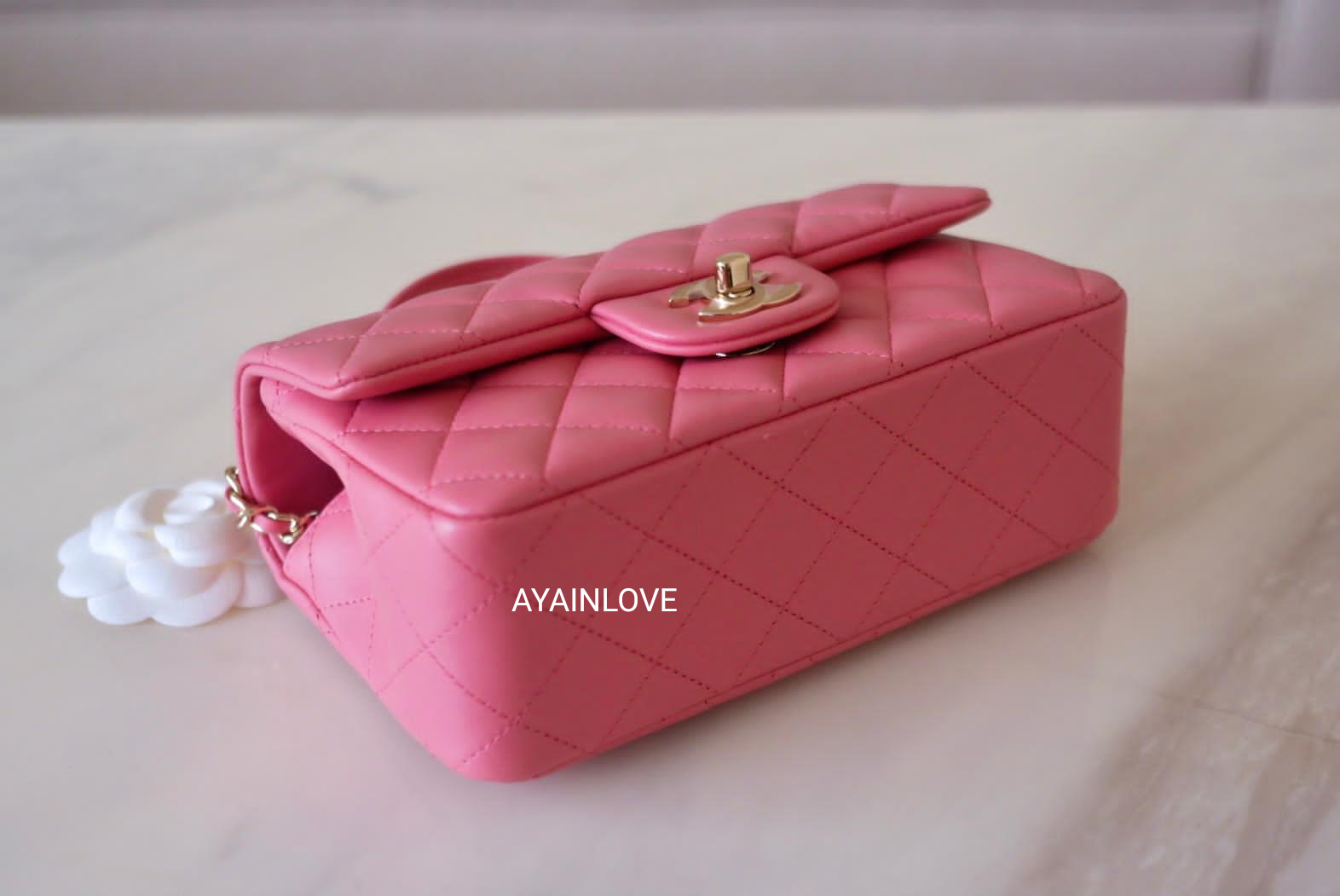 CHANEL 22A Pink Lamb Skin Top Handle Rectangular Mini Flap Bag Light G –  AYAINLOVE CURATED LUXURIES
