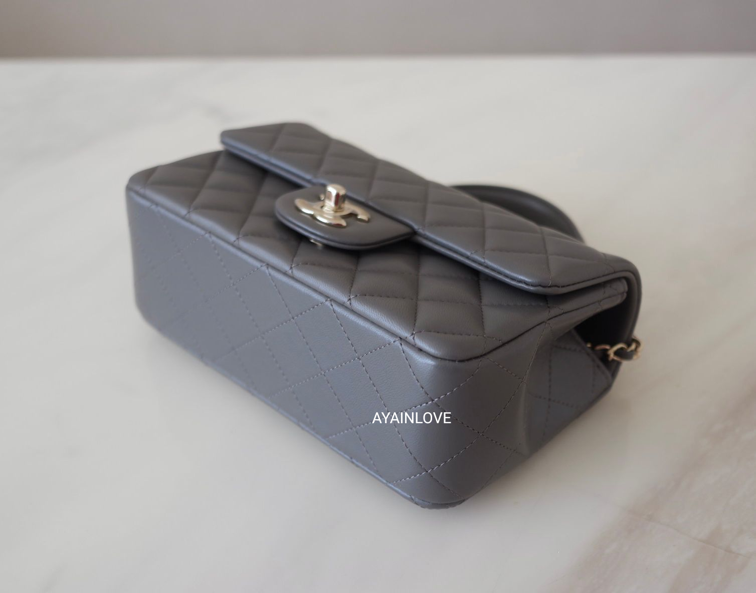 CHANEL 22A Grey Lambskin Top Handle Rectangle Mini Light Gold CHANEL 22A Grey Lambskin Top Handle Rectangle Mini Light Gold