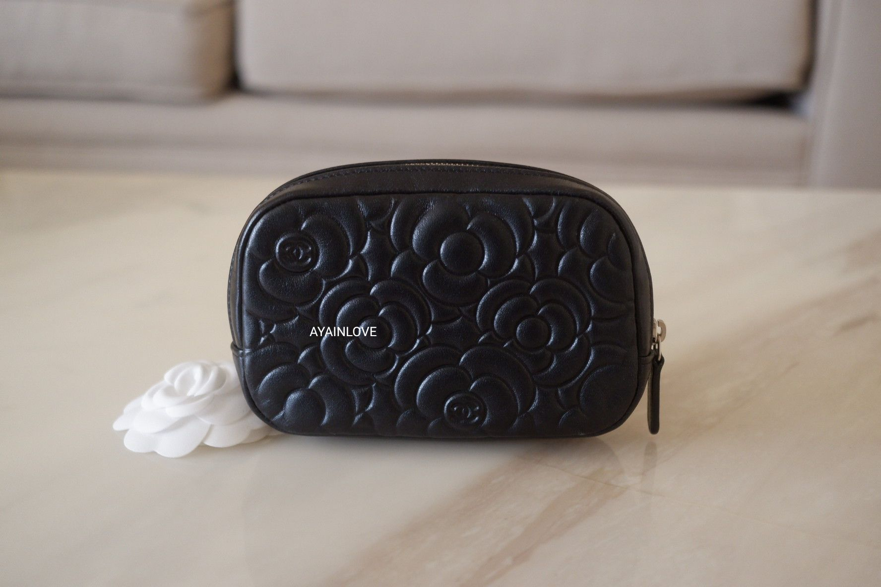 Chanel small cosmetic case online