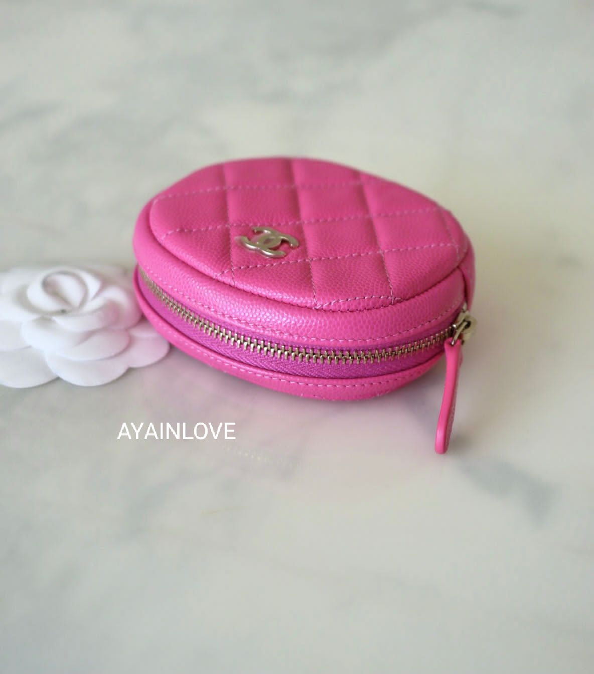 CHANEL 19C Pink Caviar Round Coin Purse Light Gold Hardware – AYAINLOVE  CURATED LUXURIES