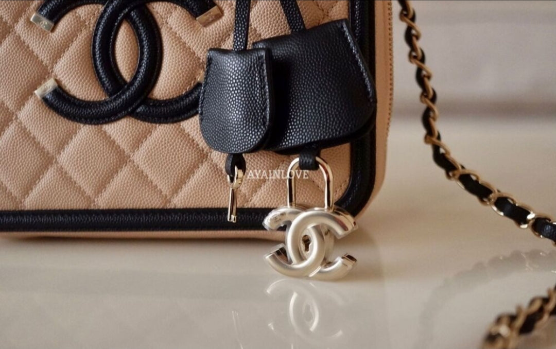 Chanel Beige/Black Caviar Leather CC Filigree Flap Bag Chanel