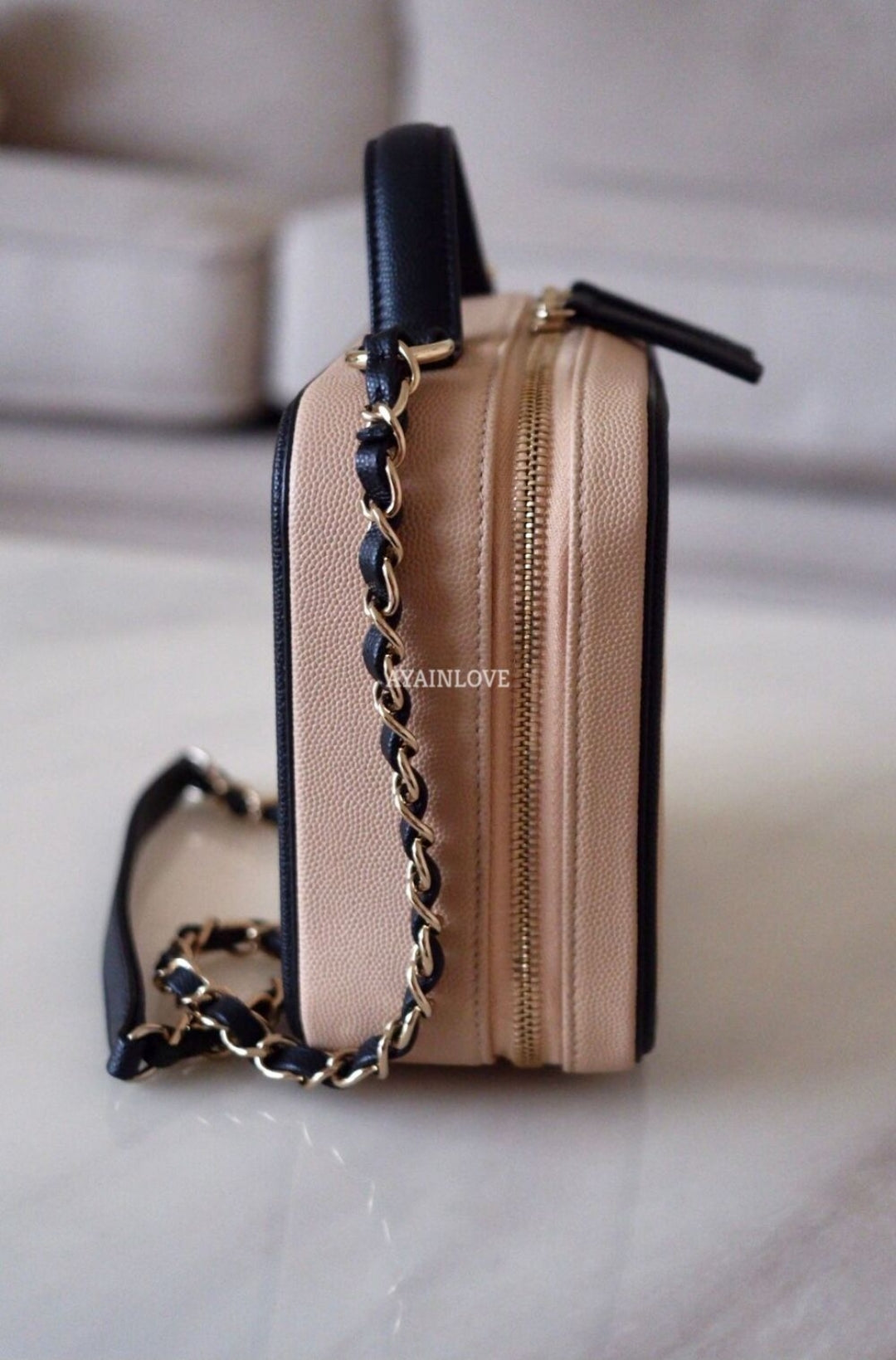 small chanel vanity case handbag