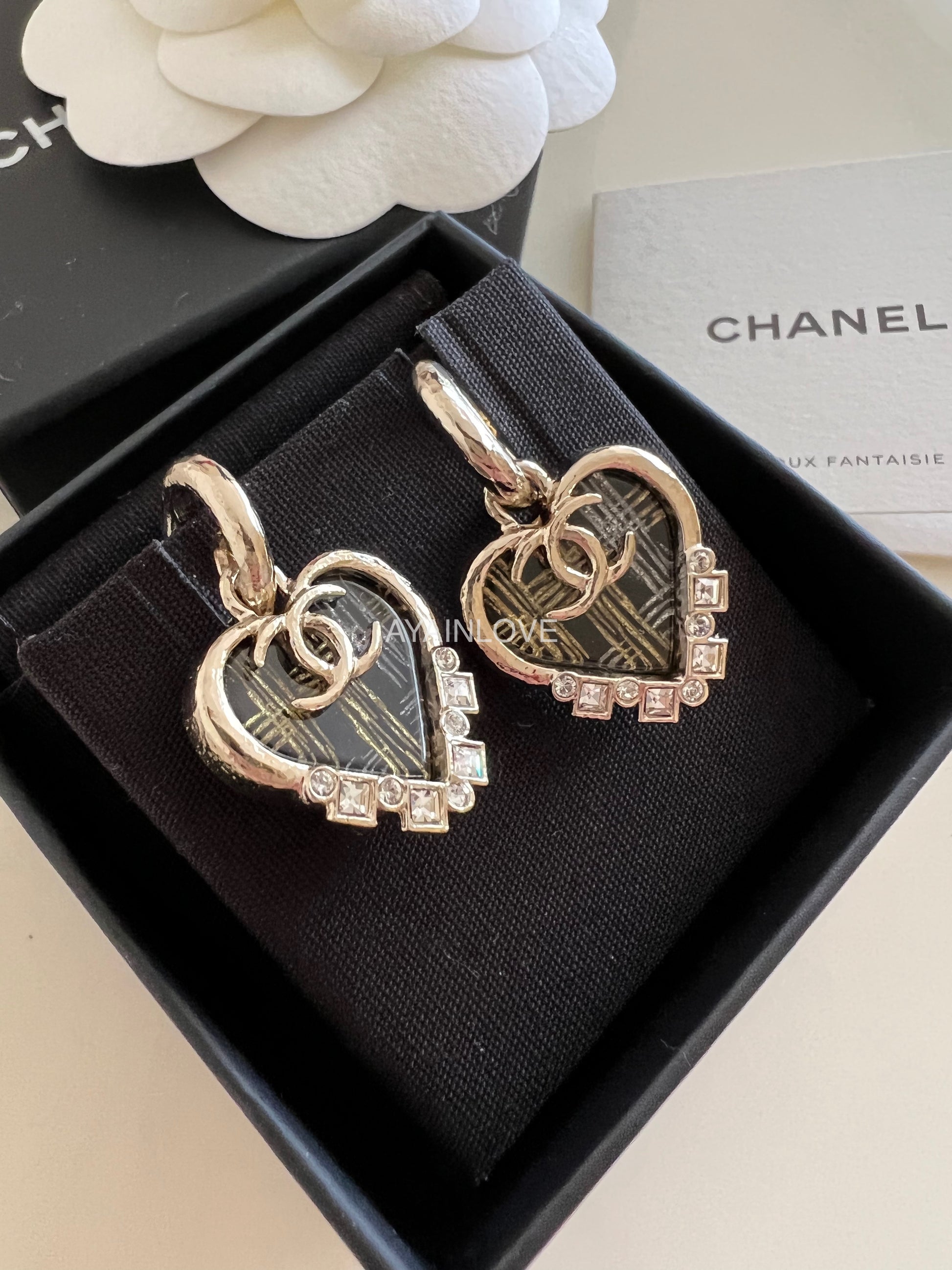 CHANEL Heart CC Drop Black Diamante Statement Earrings Light Gold Hard –  AYAINLOVE CURATED LUXURIES