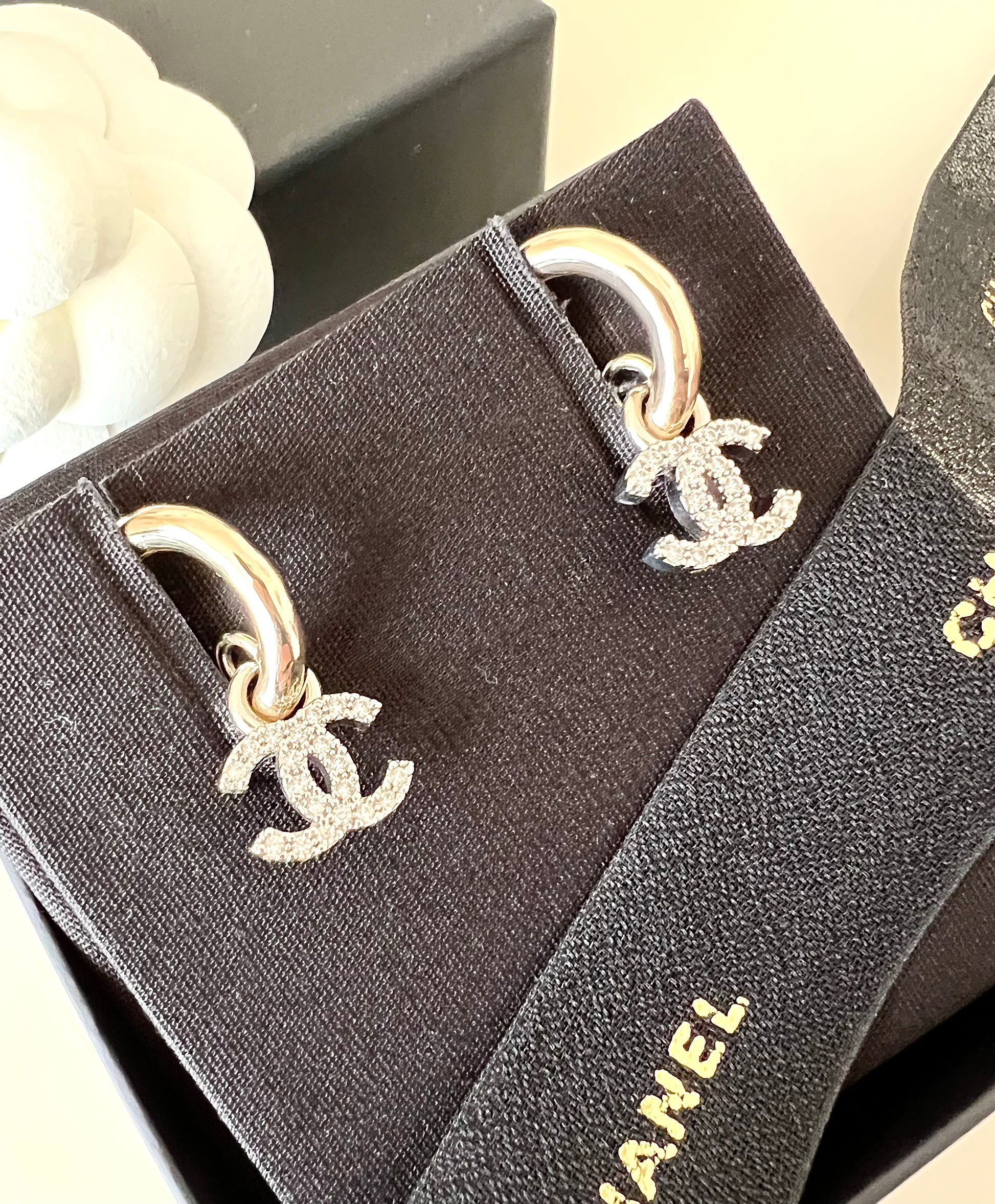 CHANEL 23C Dangle CC Stud Earrings Light Gold Hardware – AYAINLOVE