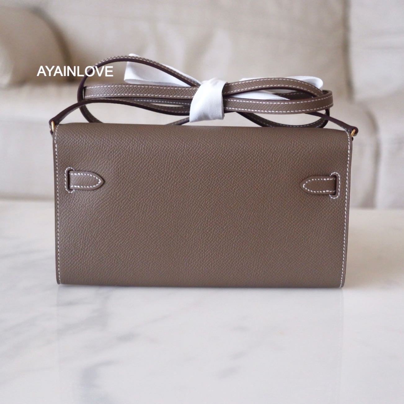 HERMES Kelly To Go 18 Clutch Epsom Etoupe Gold Hardware