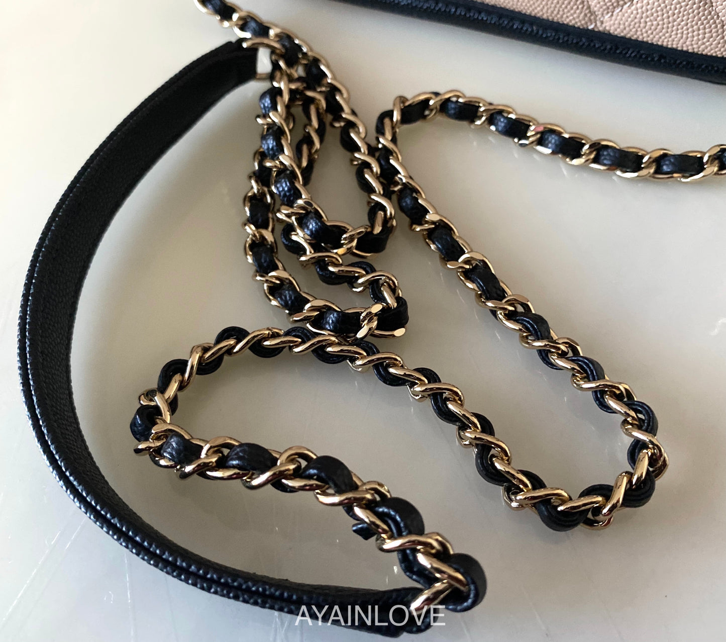 CHANEL 20S Filigree Beige Black Caviar Small Vanity Case Light Gold Ha –  AYAINLOVE CURATED LUXURIES