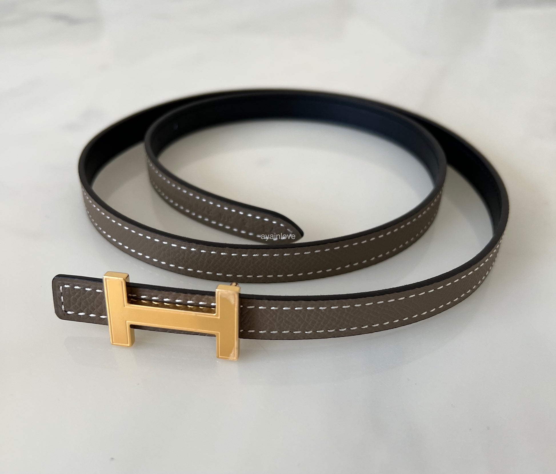 HERMES H Buckle Belt Etoupe/Black Reversible Size 75 Gold Hardware