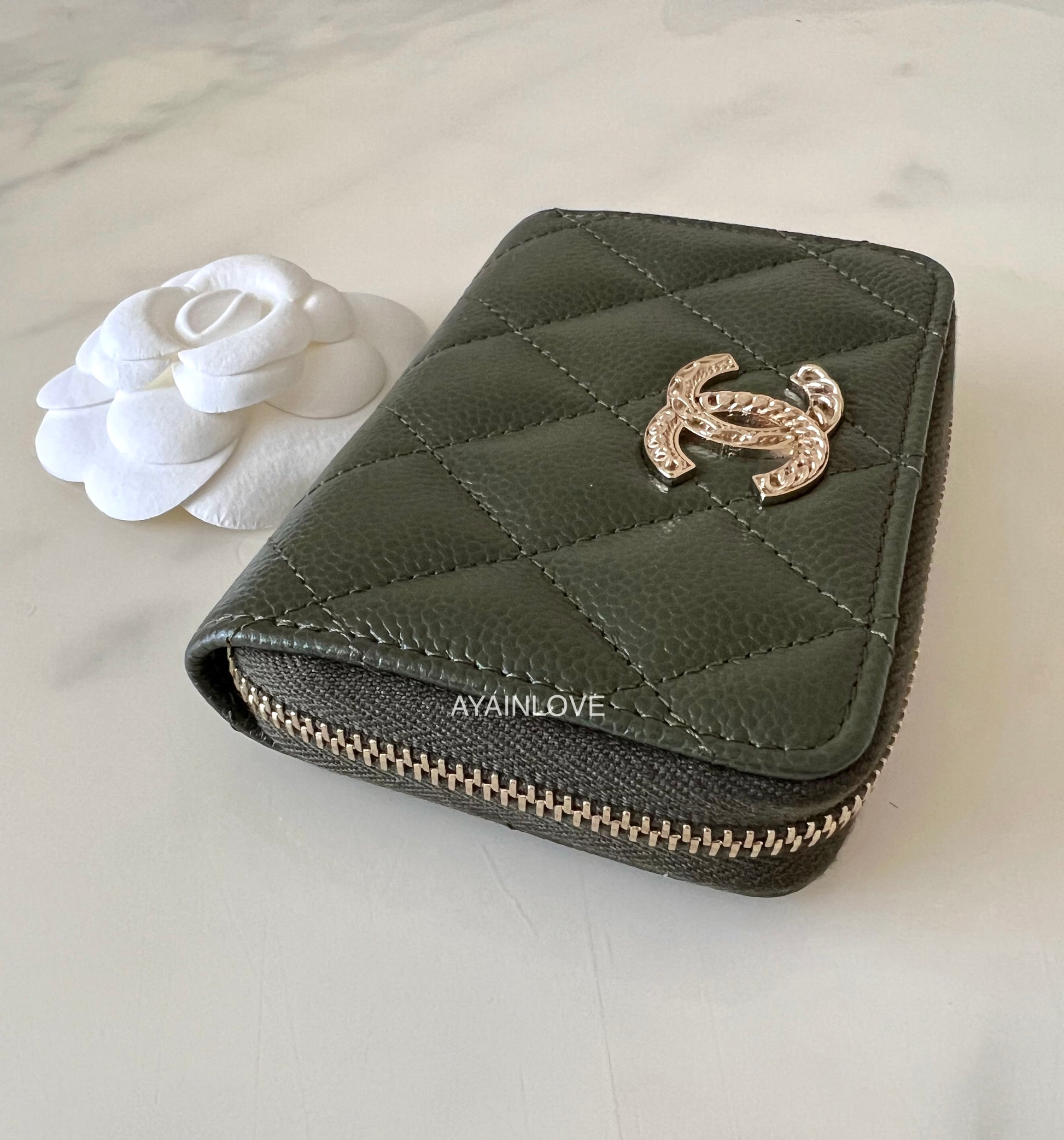 Chanel CC Green Glitter Caviar Zip Card Holder