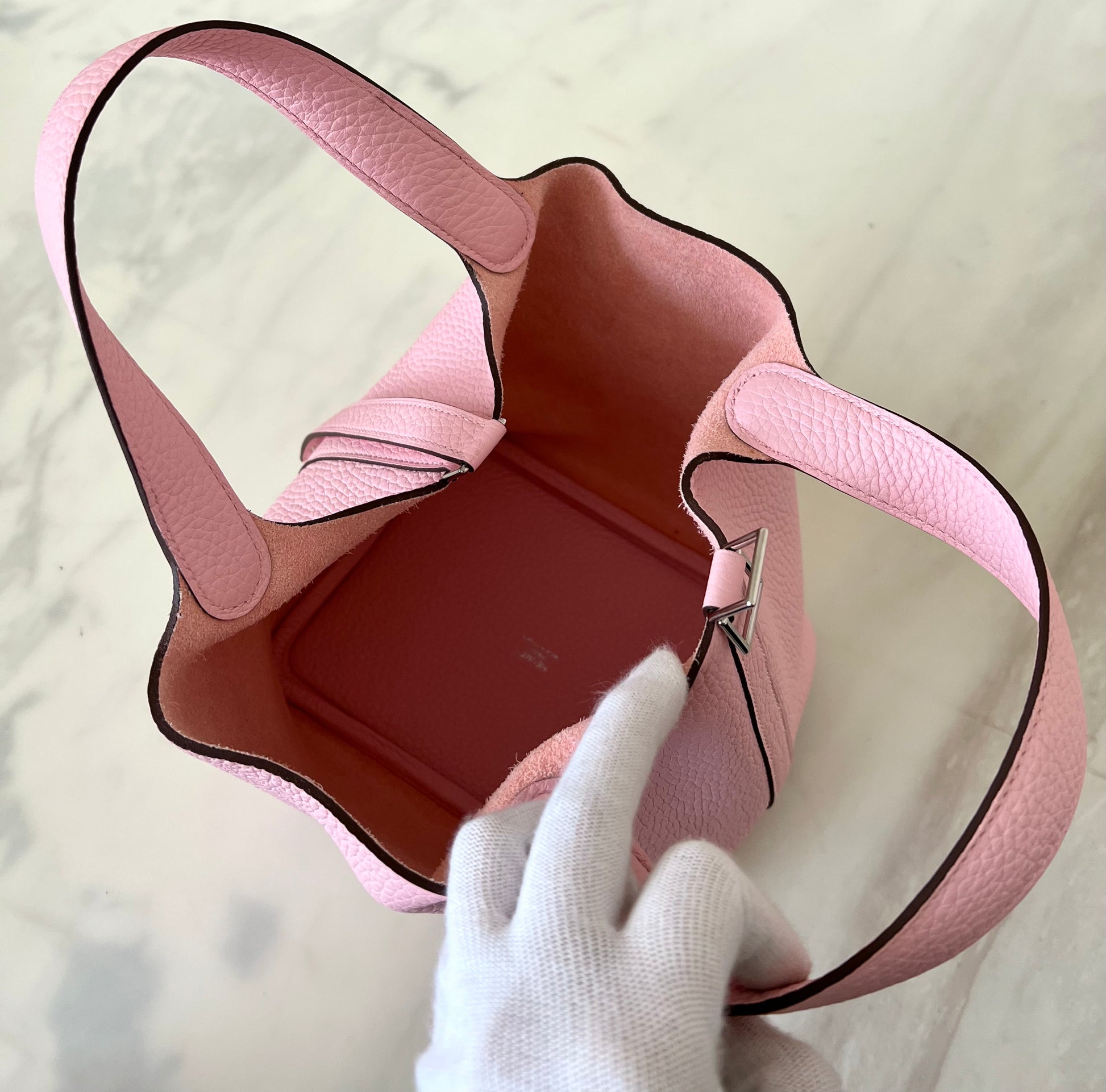 Hermes Rose Sakura Pink Picotin Lock 18 PM Hardware Handbag Bag – MAISON de  LUXE