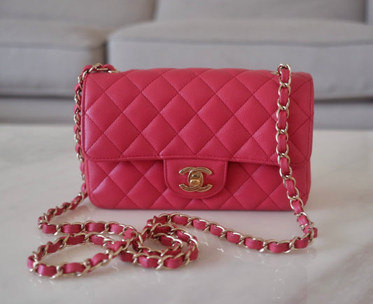 chanel purse with pearl chain belt