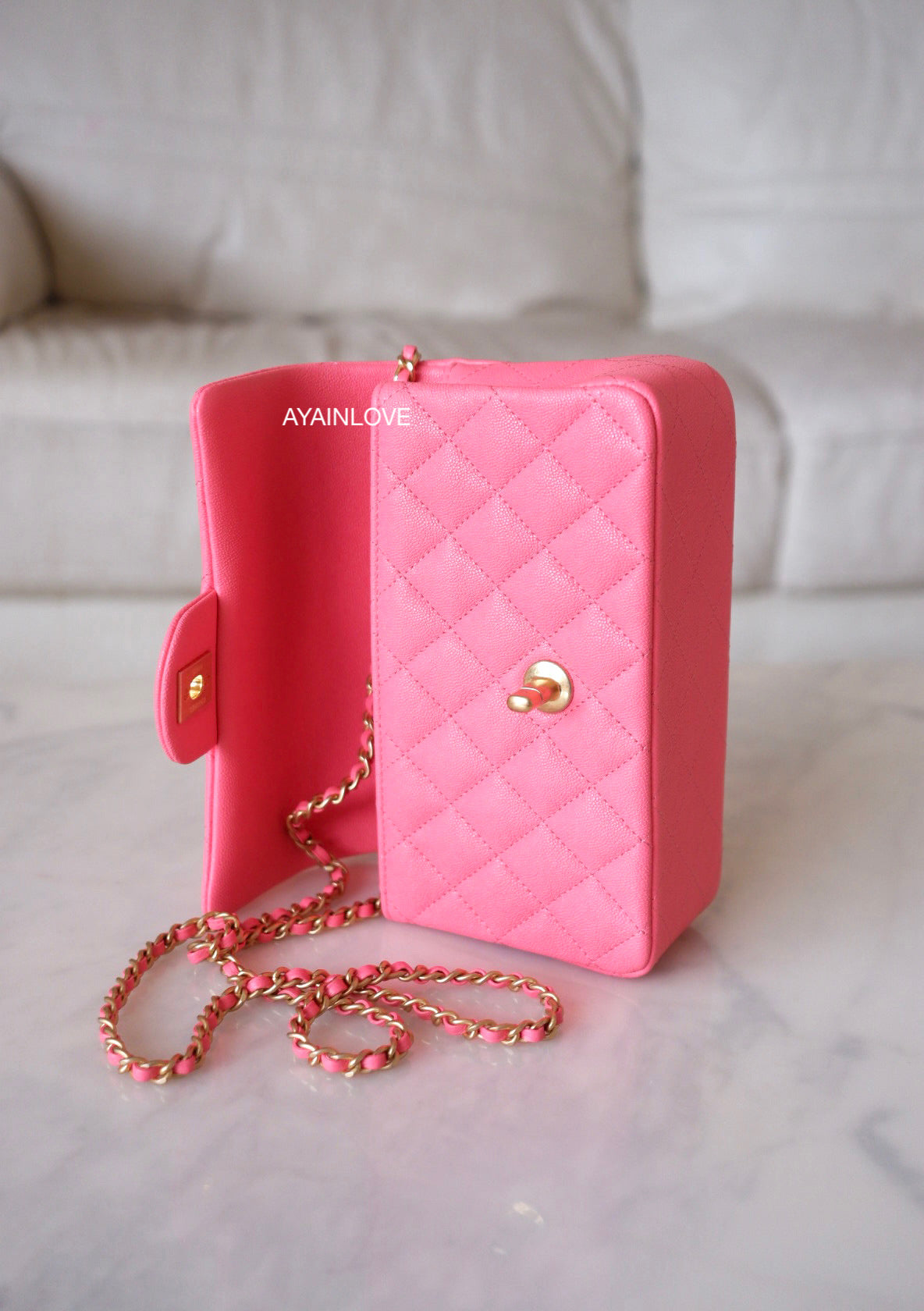 CHANEL 21B Dark Pink Calf Skin Coco Lady Small Top Handle Flap Bag Lig –  AYAINLOVE CURATED LUXURIES