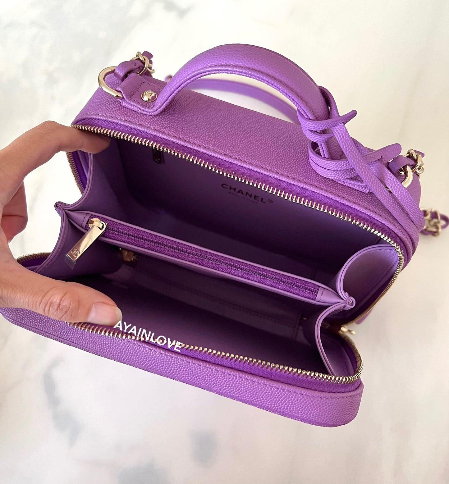 20C Purple Caviar Quilted CC Medium Filigree Vanity Case – REDELUXE